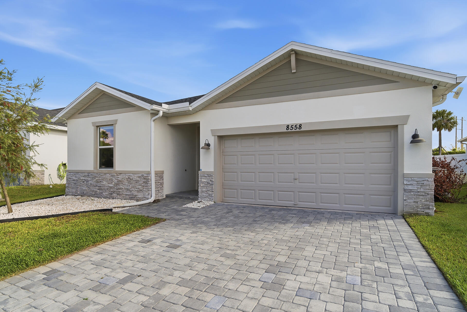 AZALEA - Residential