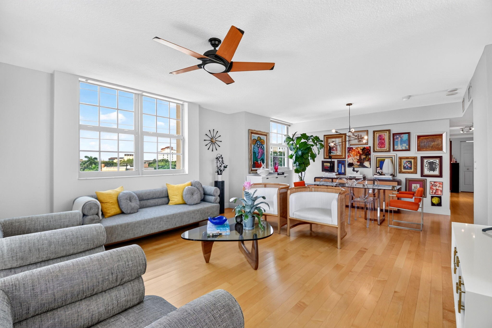 610 CLEMATIS CONDO - Residential
