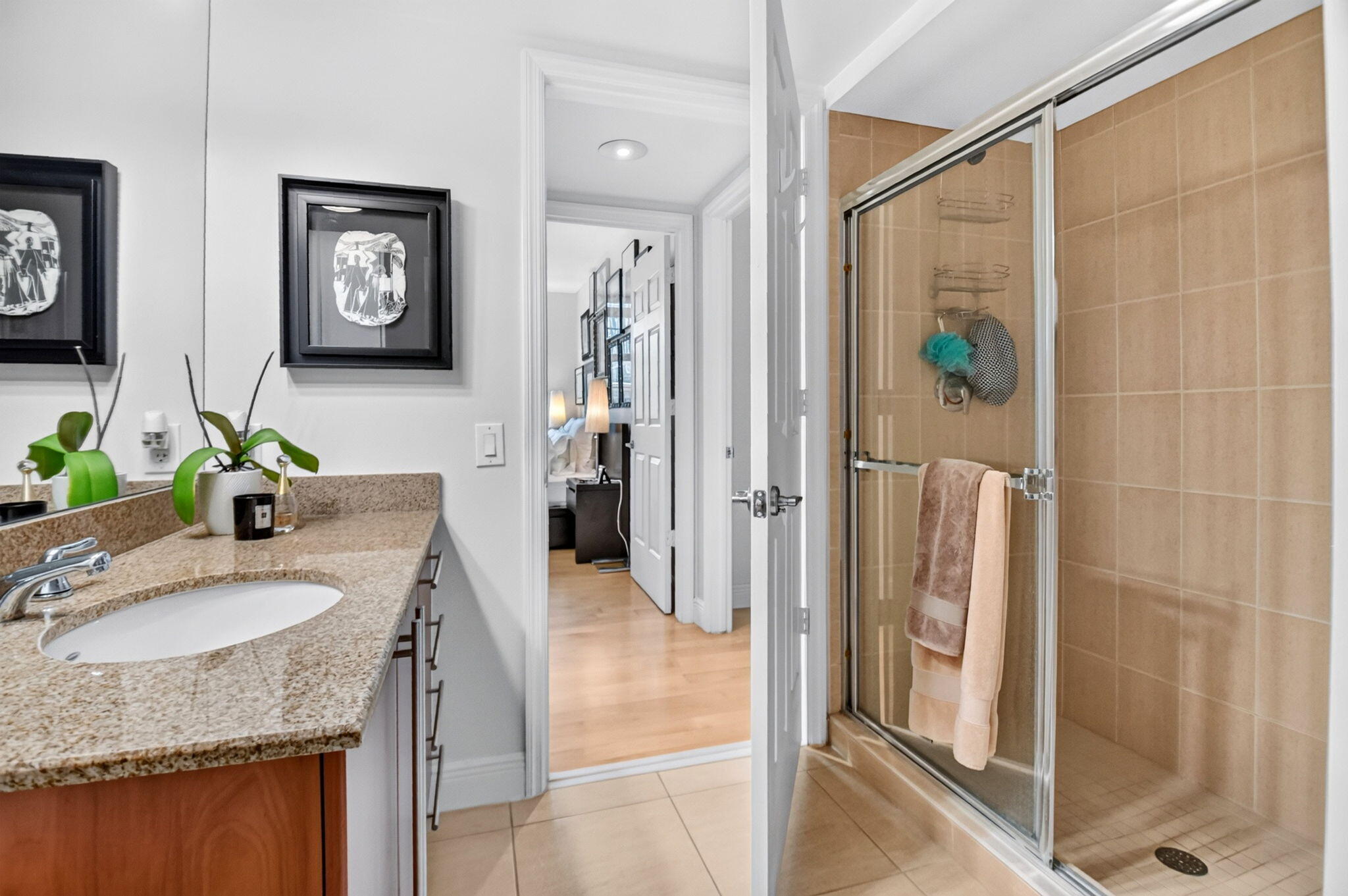610 CLEMATIS CONDO - Residential