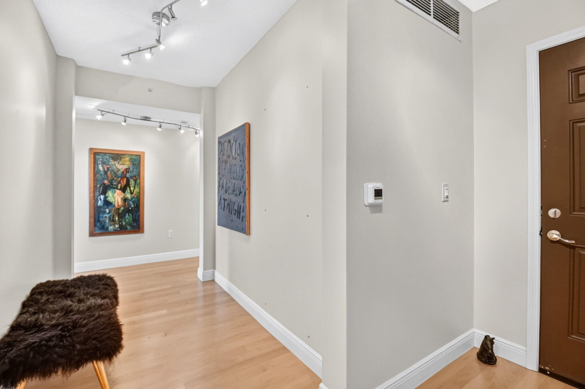 610 CLEMATIS CONDO - Residential