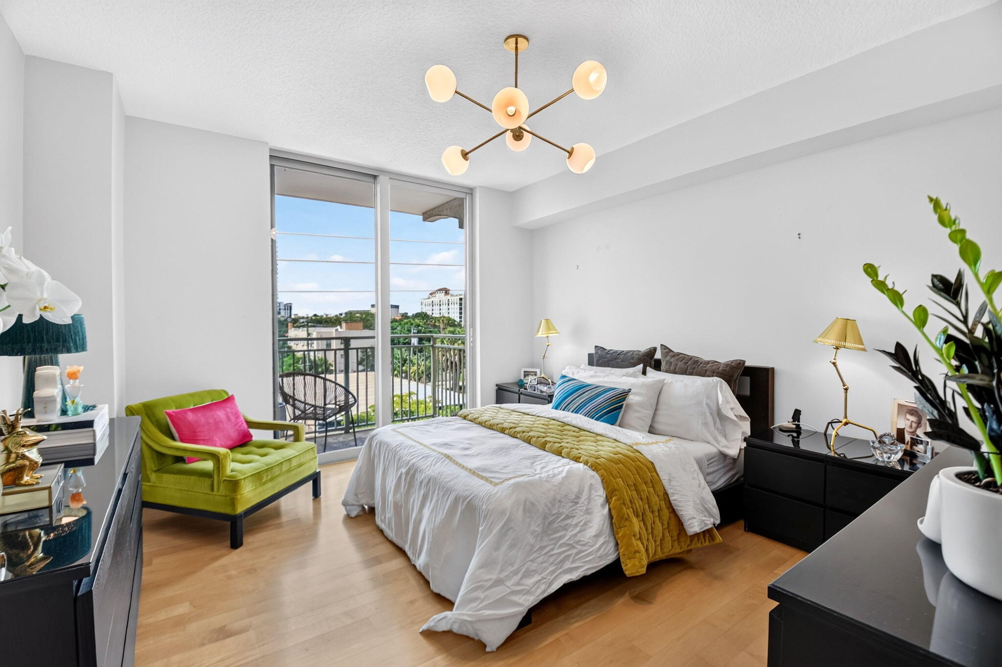 610 CLEMATIS CONDO - Residential