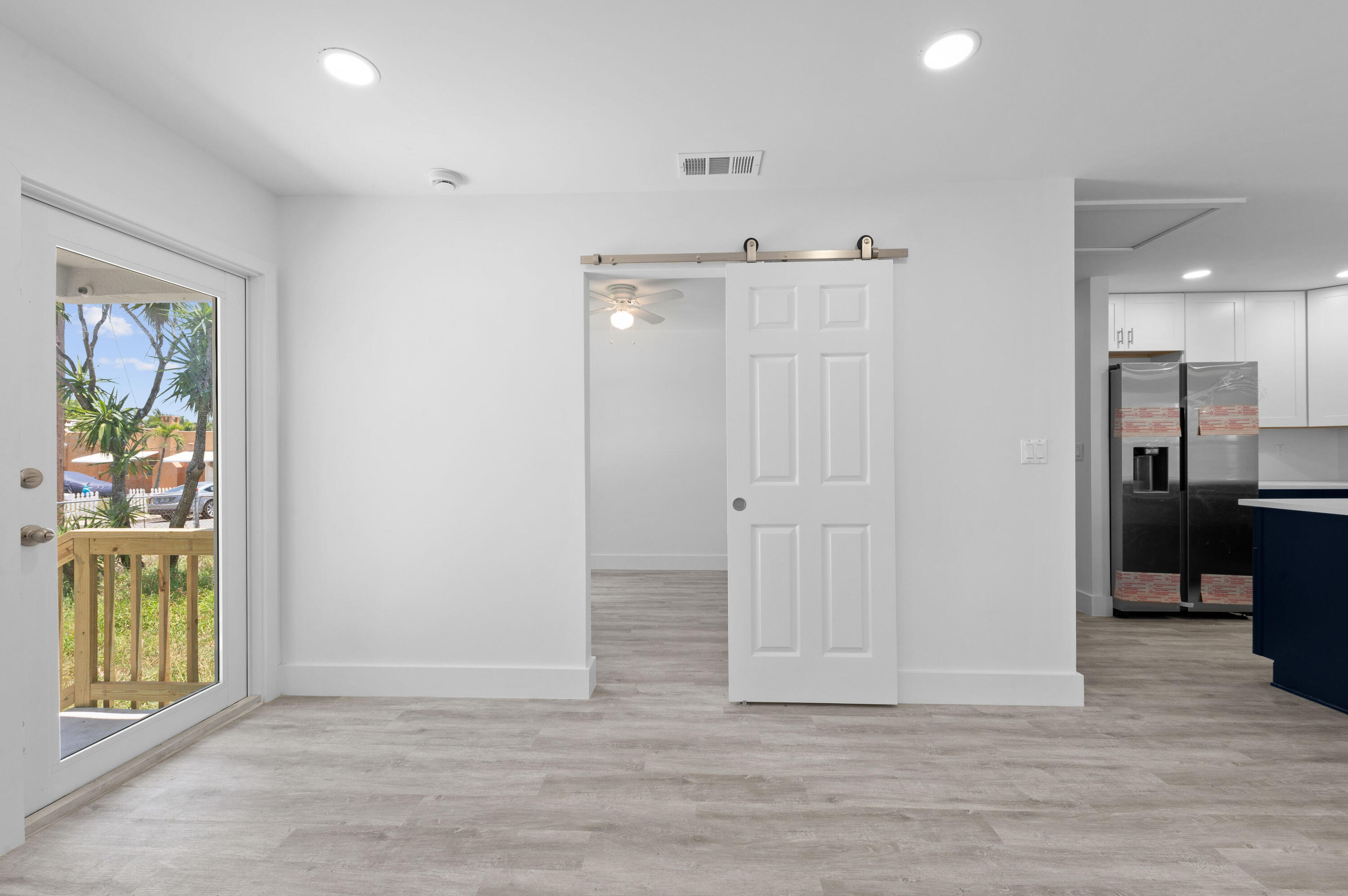 GARDENS THE IN - Residential Lease