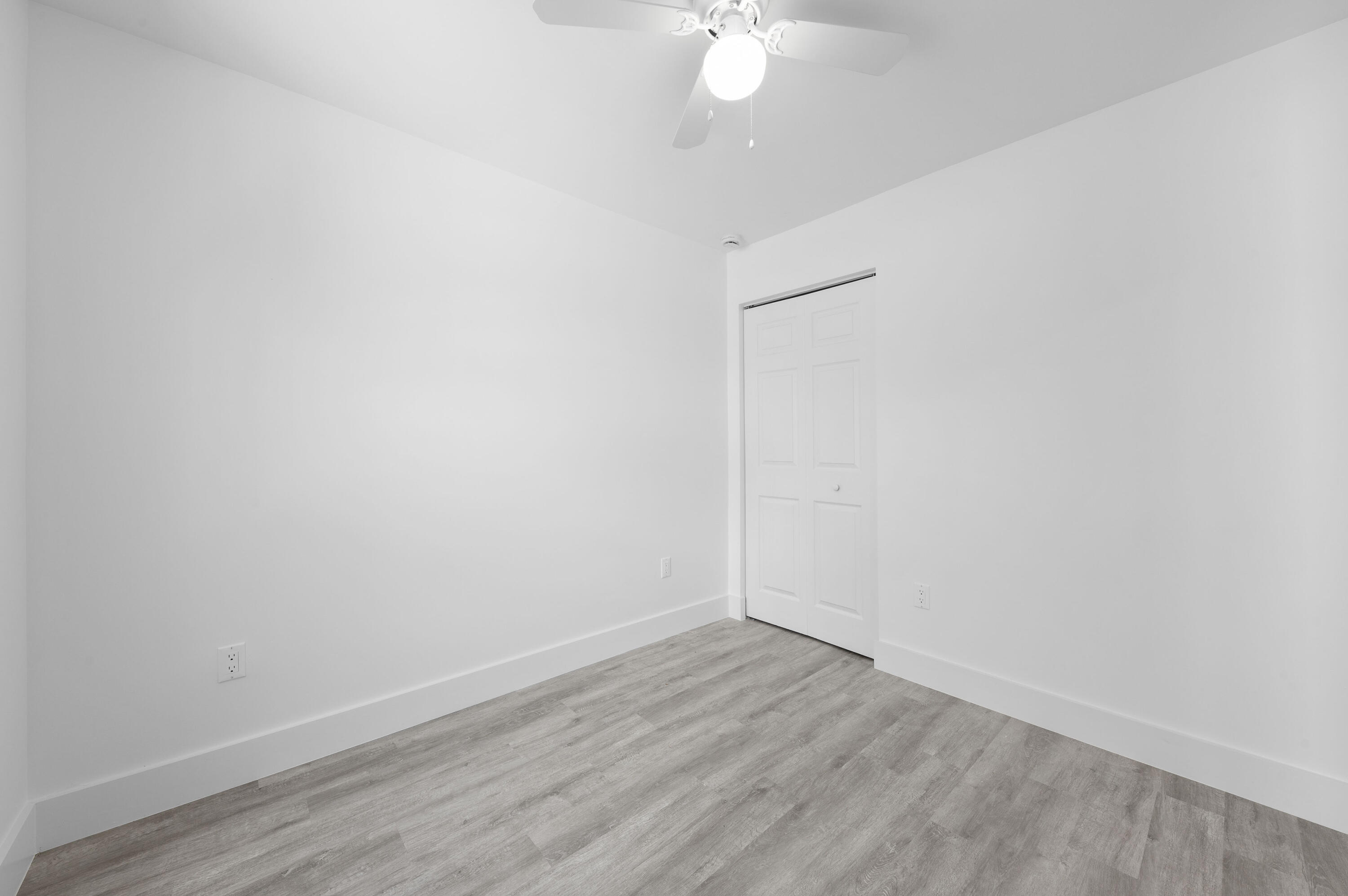GARDENS THE IN - Residential Lease