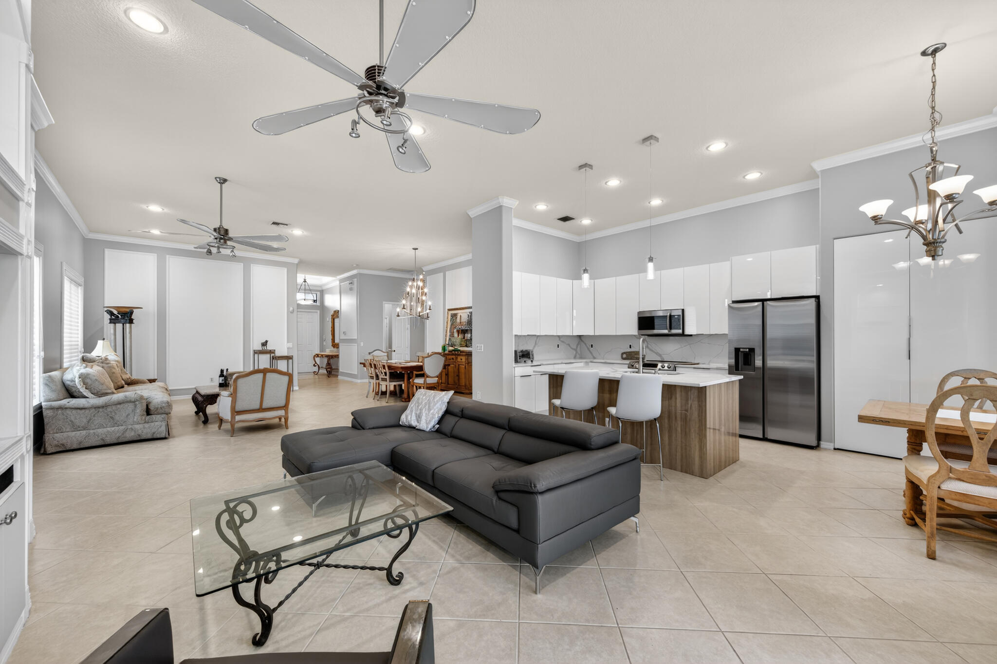 AVALON ESTATES - Residential