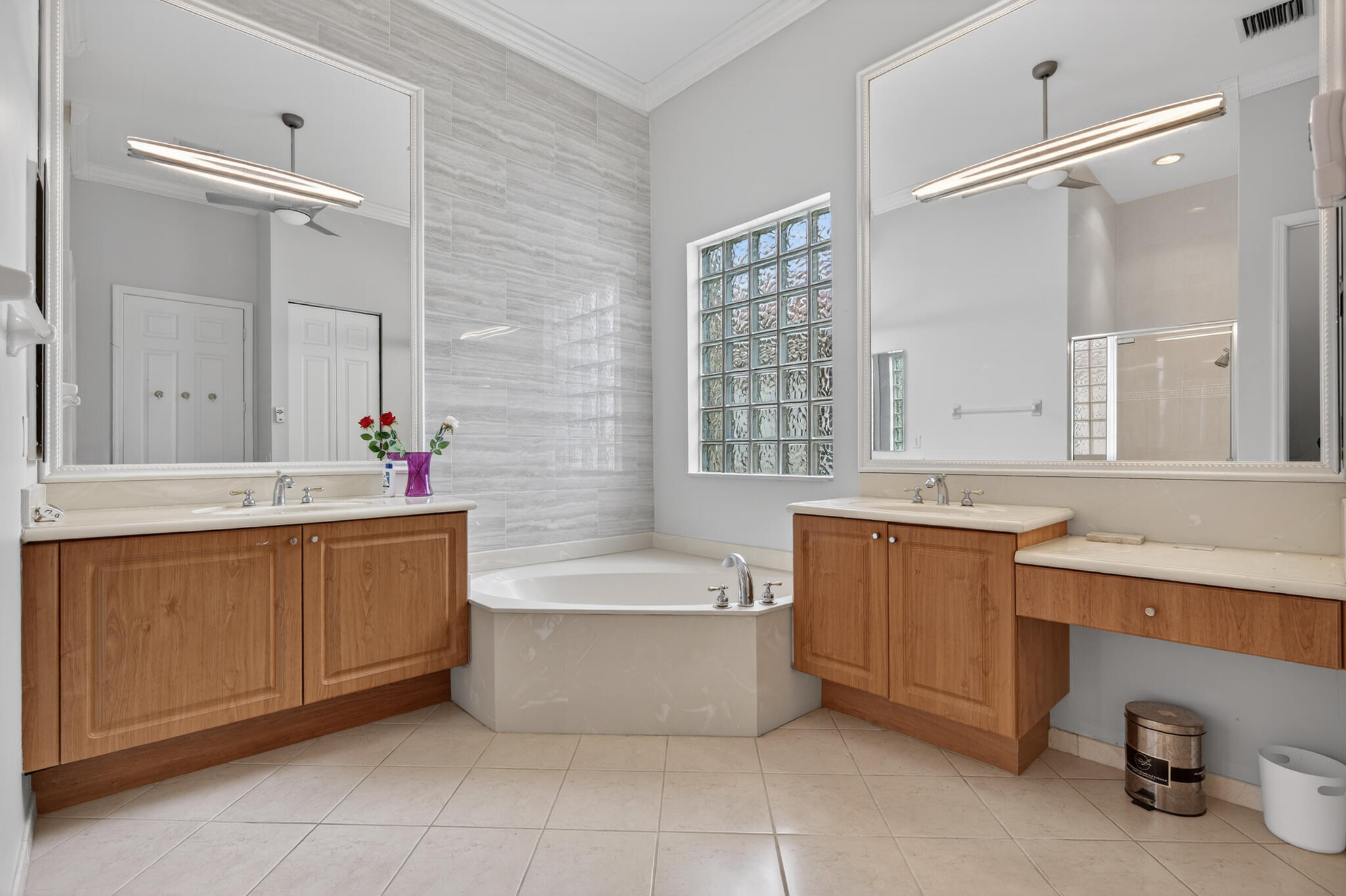 AVALON ESTATES - Residential