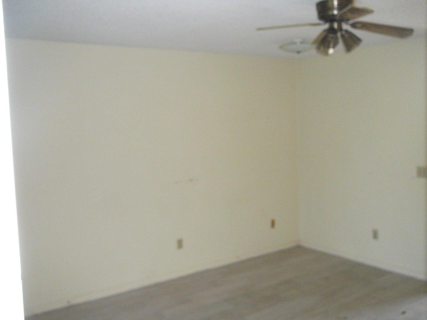THE HEMINGWAY, A CONDOMINIUM - Residential Lease