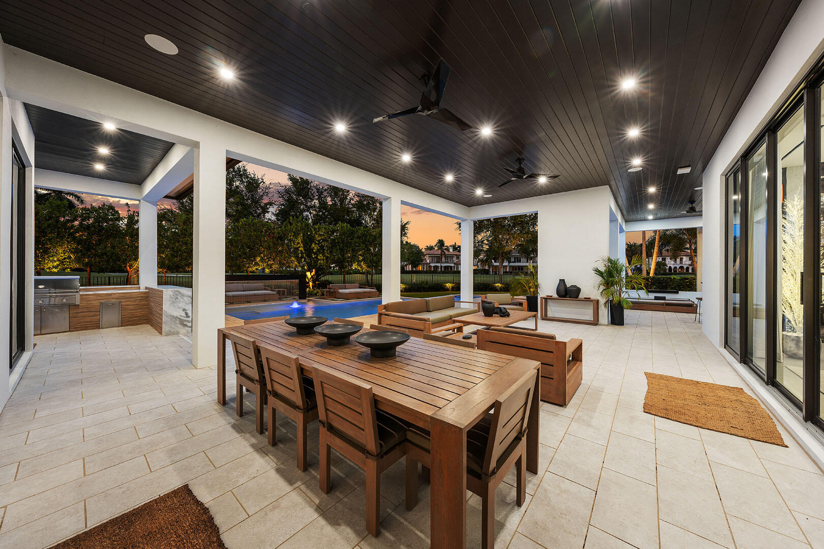 ROYAL PALM YACHT & COUNTRY CLUB - Residential