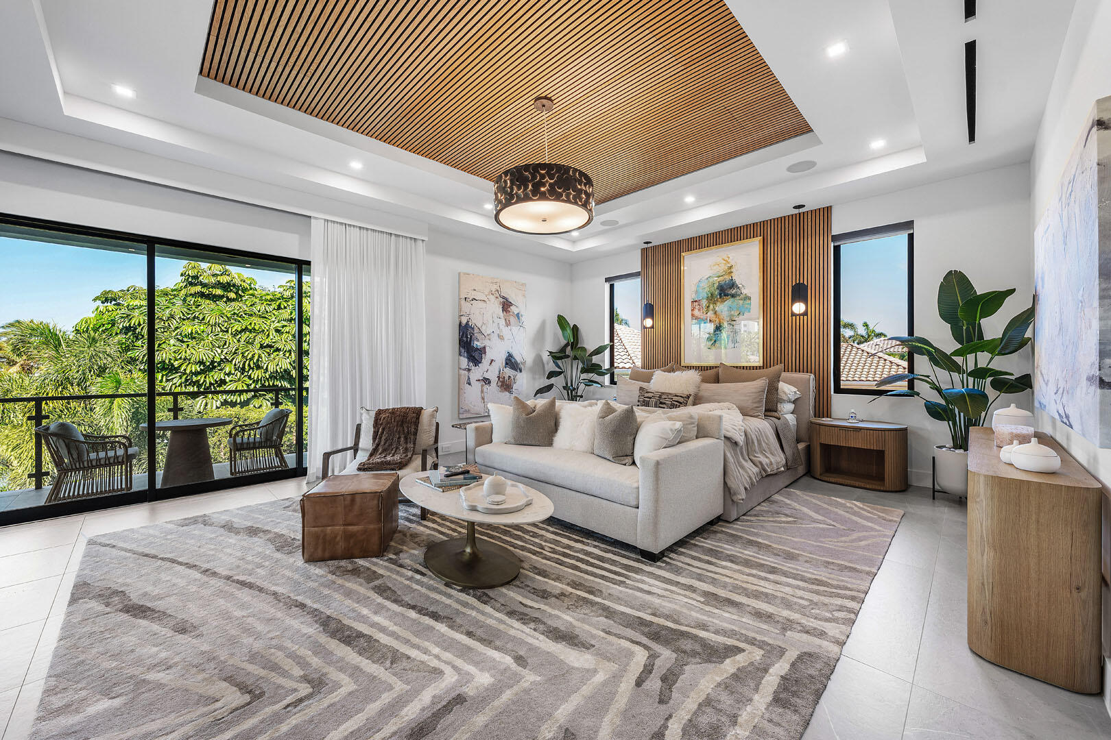 ROYAL PALM YACHT & COUNTRY CLUB - Residential