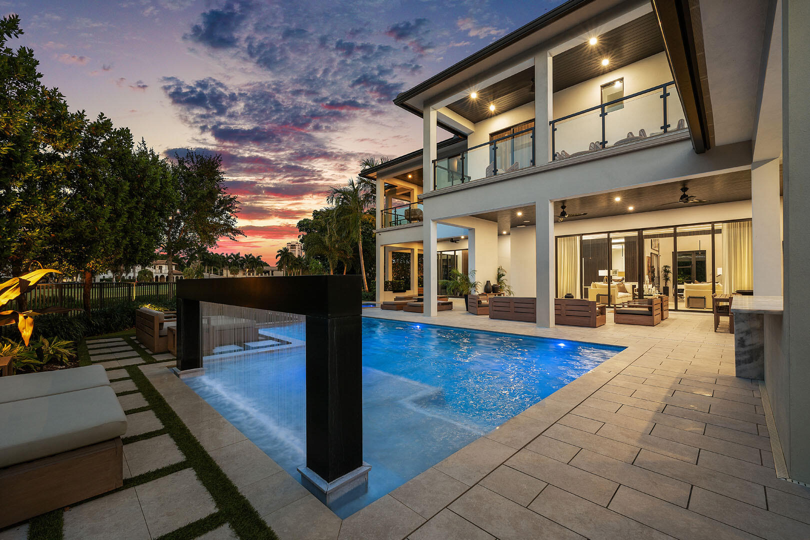ROYAL PALM YACHT & COUNTRY CLUB - Residential