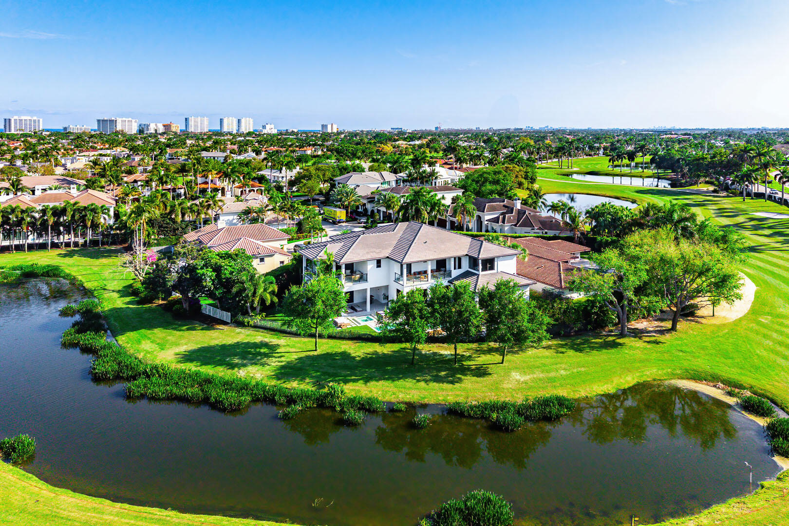 ROYAL PALM YACHT & COUNTRY CLUB - Residential