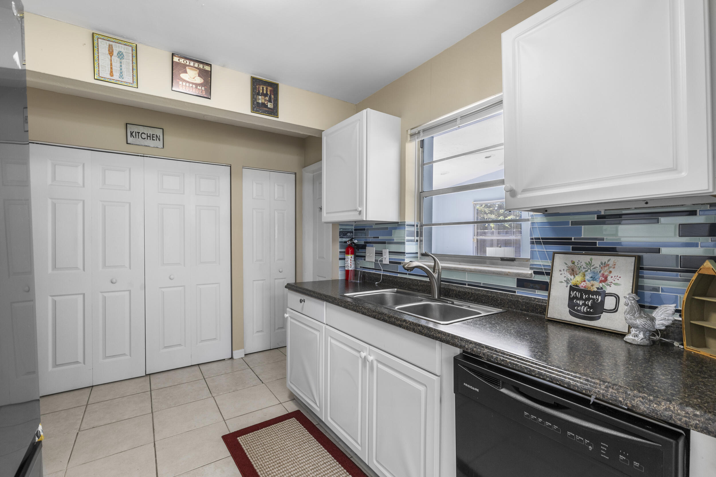 RIVER PARK UNIT 3 TRACT E - Residential