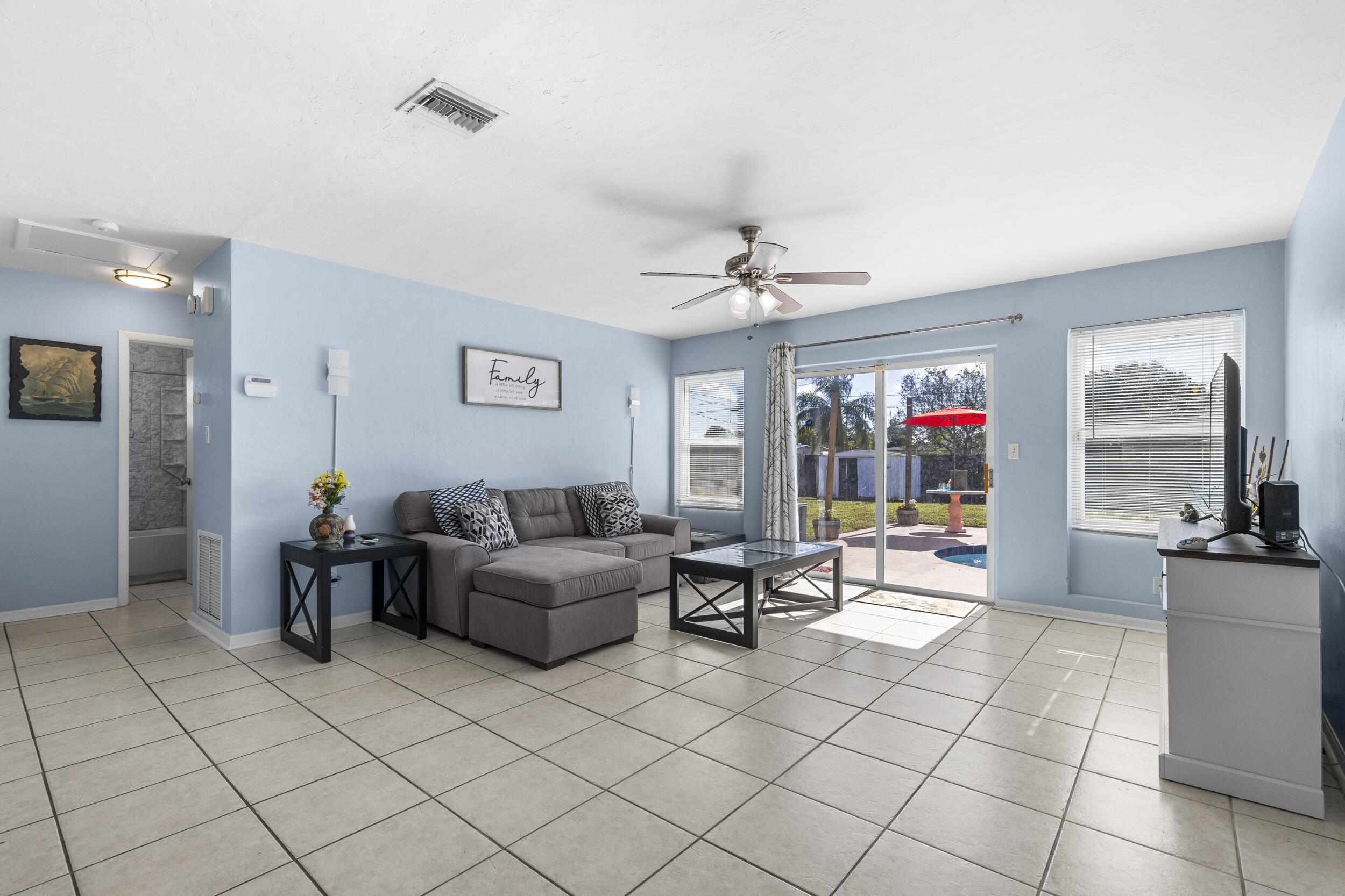 RIVER PARK UNIT 3 TRACT E - Residential