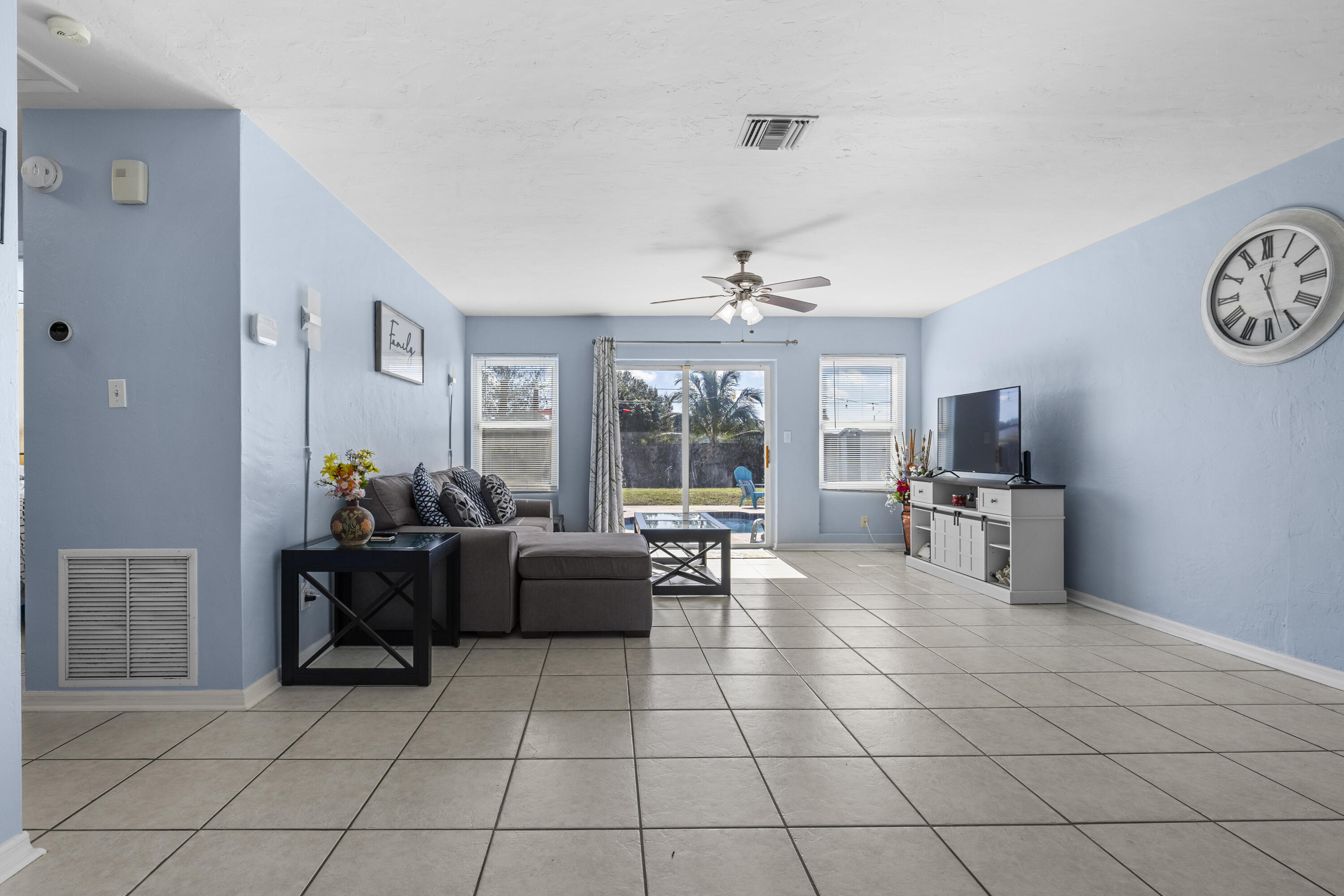 RIVER PARK UNIT 3 TRACT E - Residential