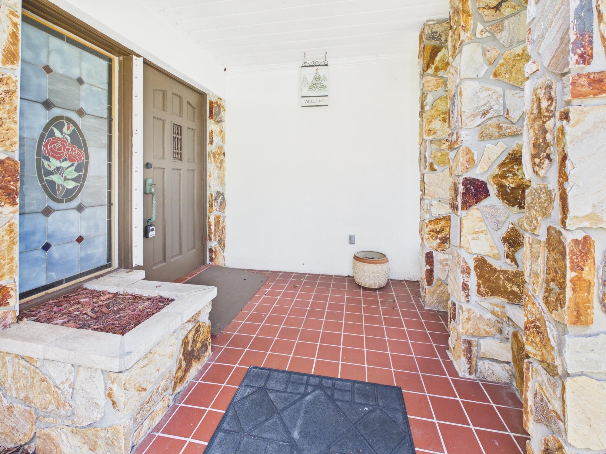 OKEECHOBEE ESTATES 2ND - Residential