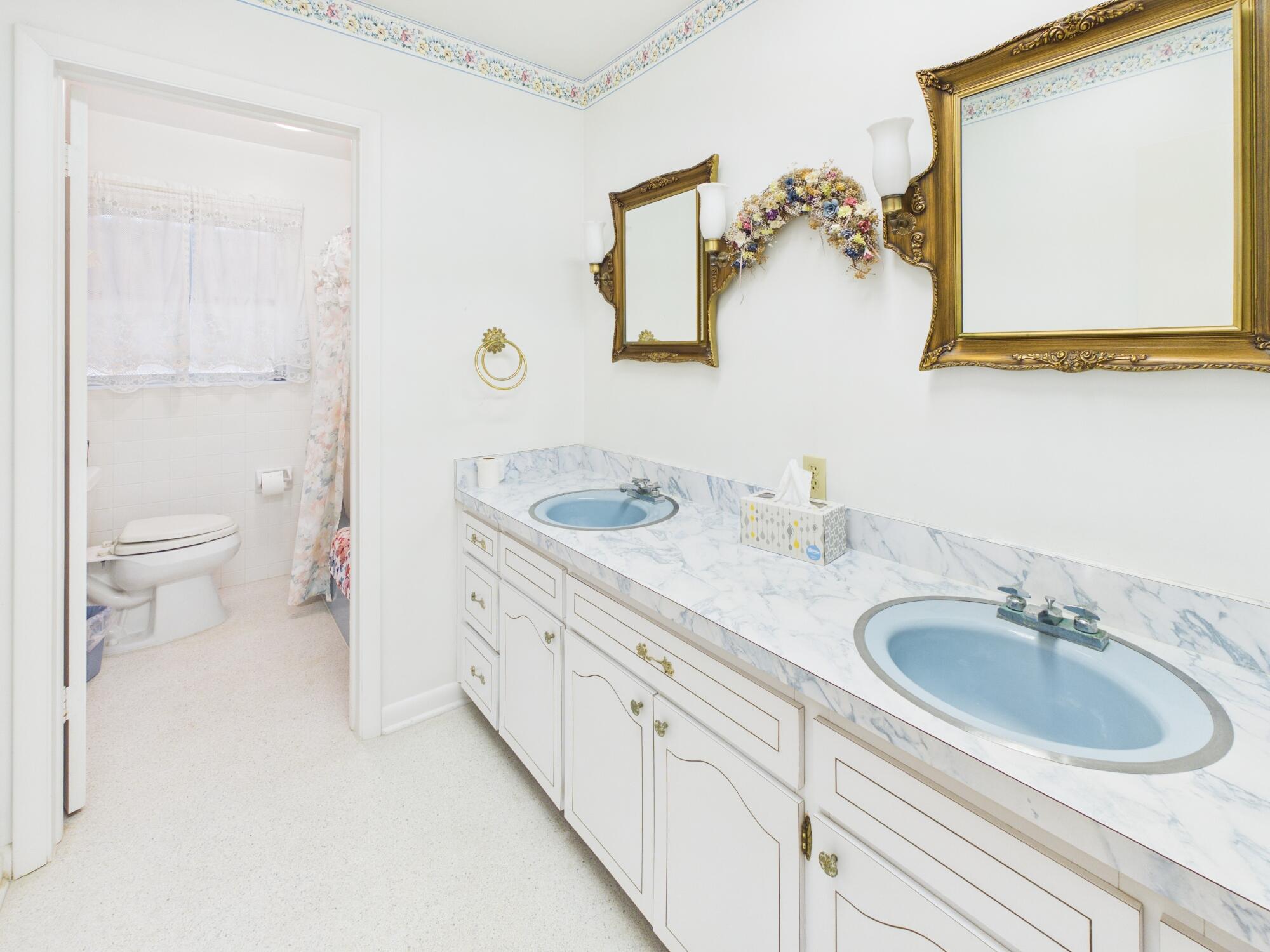 OKEECHOBEE ESTATES 2ND - Residential