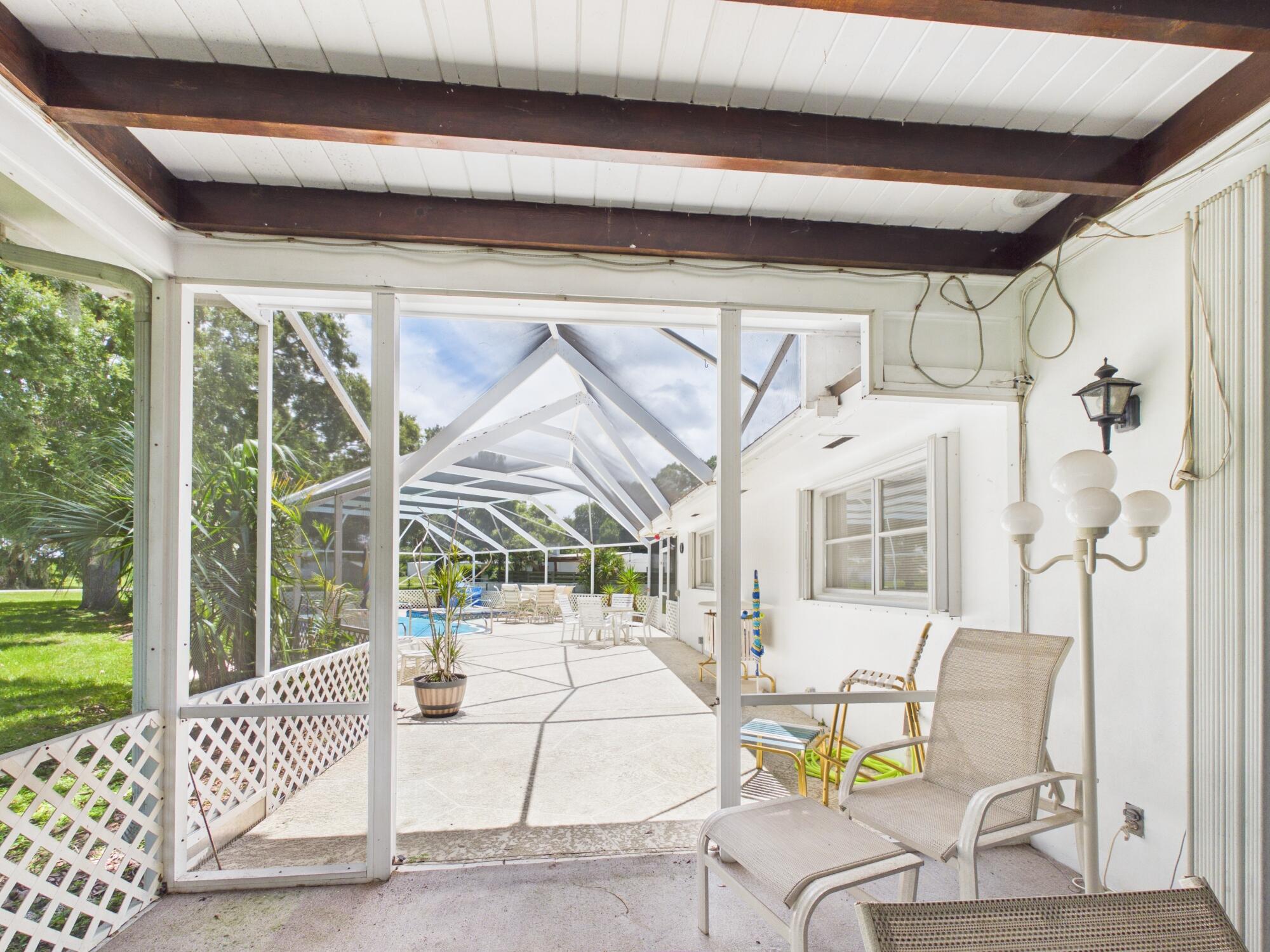 OKEECHOBEE ESTATES 2ND - Residential