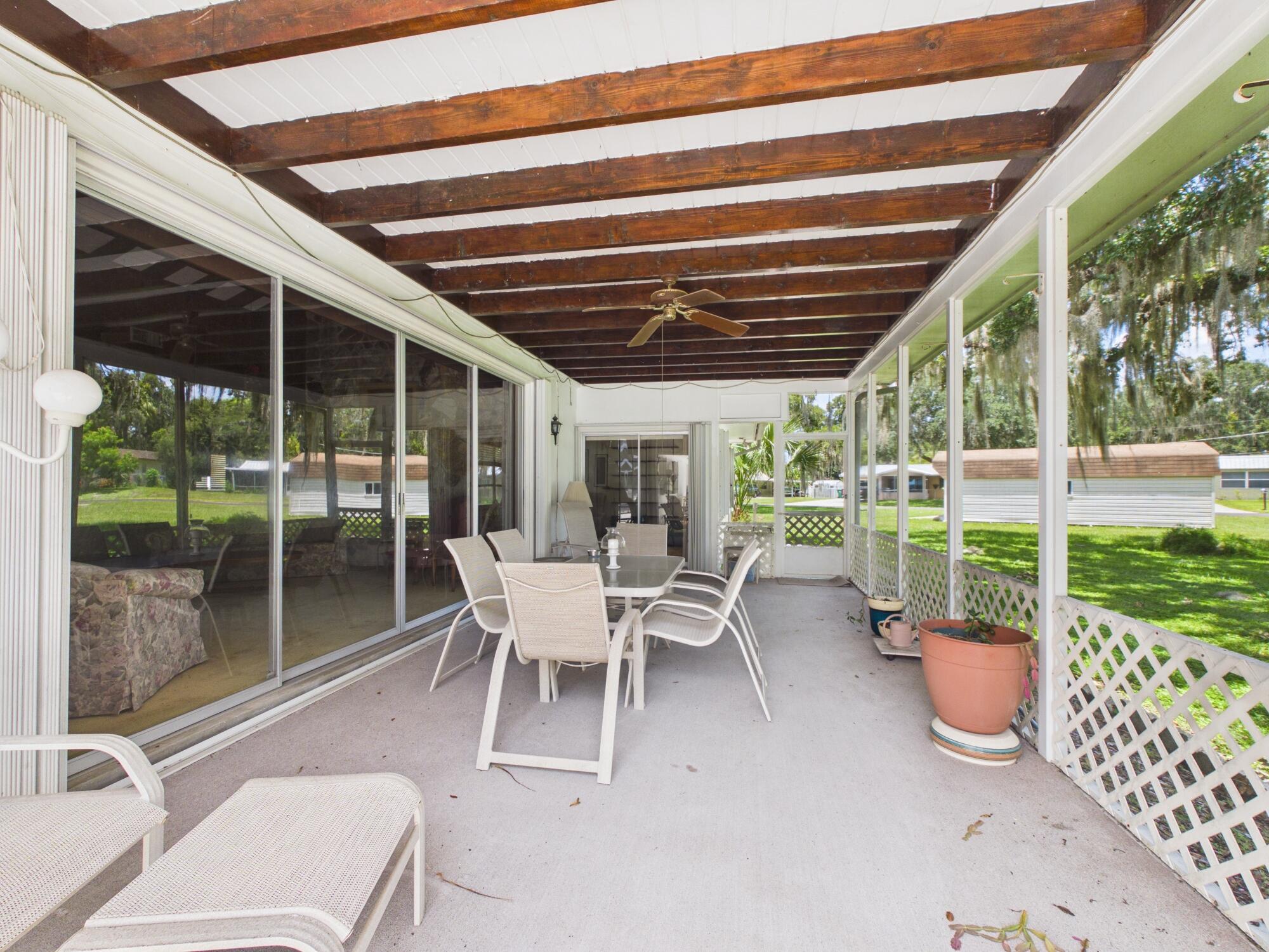 OKEECHOBEE ESTATES 2ND - Residential