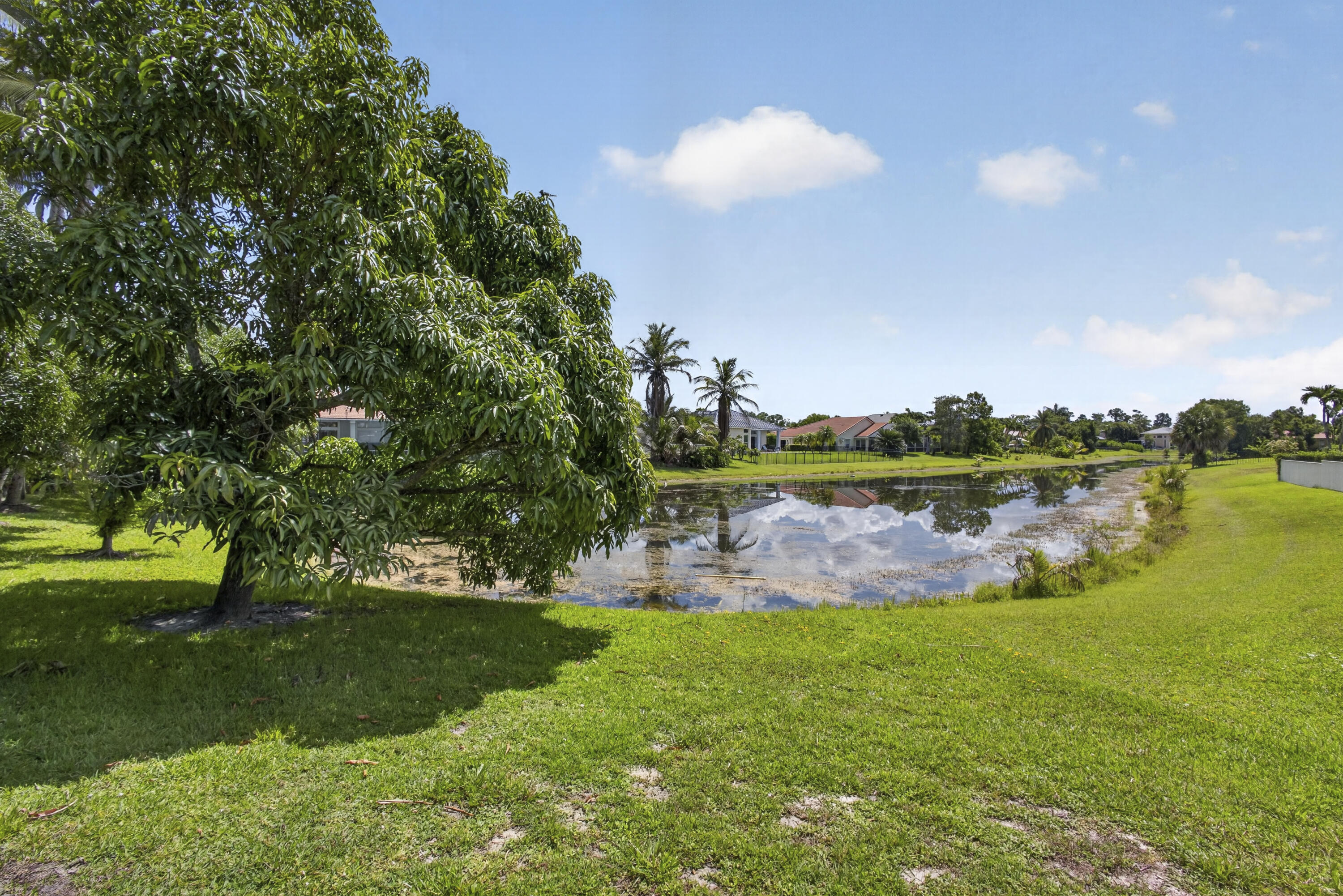 BINKS FOREST OF THE LANDINGS AT WELLINGTON 3 - Residential