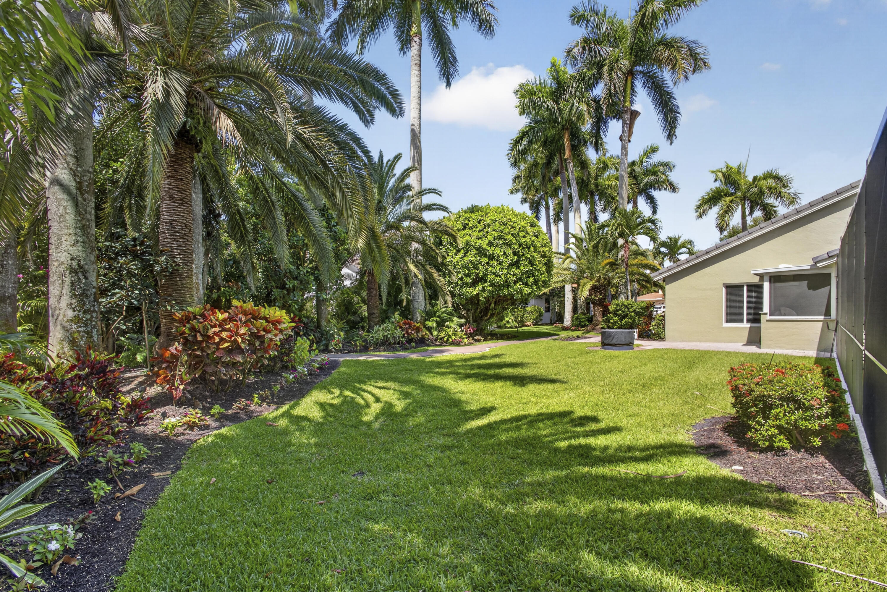 BINKS FOREST OF THE LANDINGS AT WELLINGTON 3 - Residential