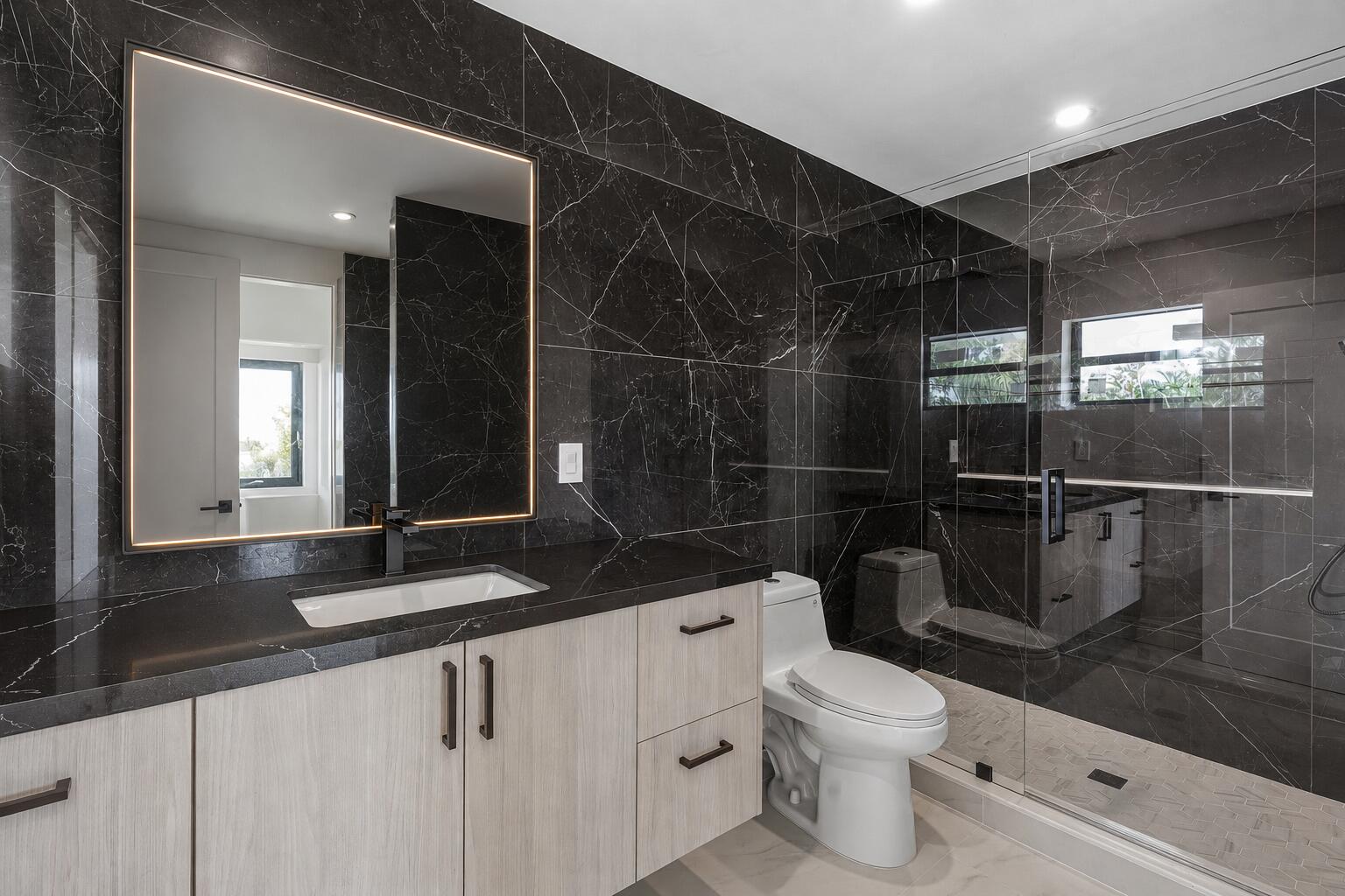 LAKE OSBORNE TERRACE - Residential
