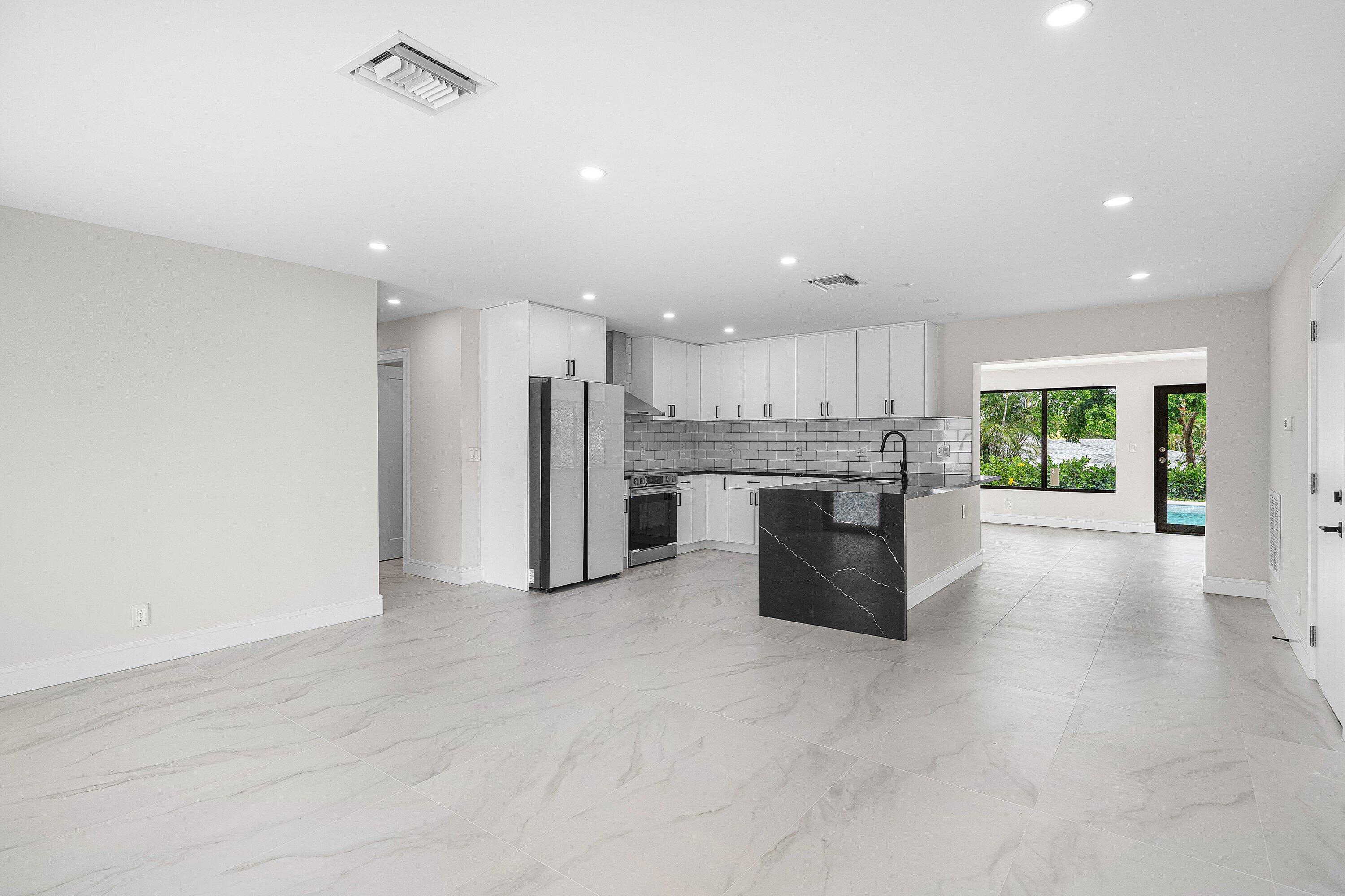 LAKE OSBORNE TERRACE - Residential