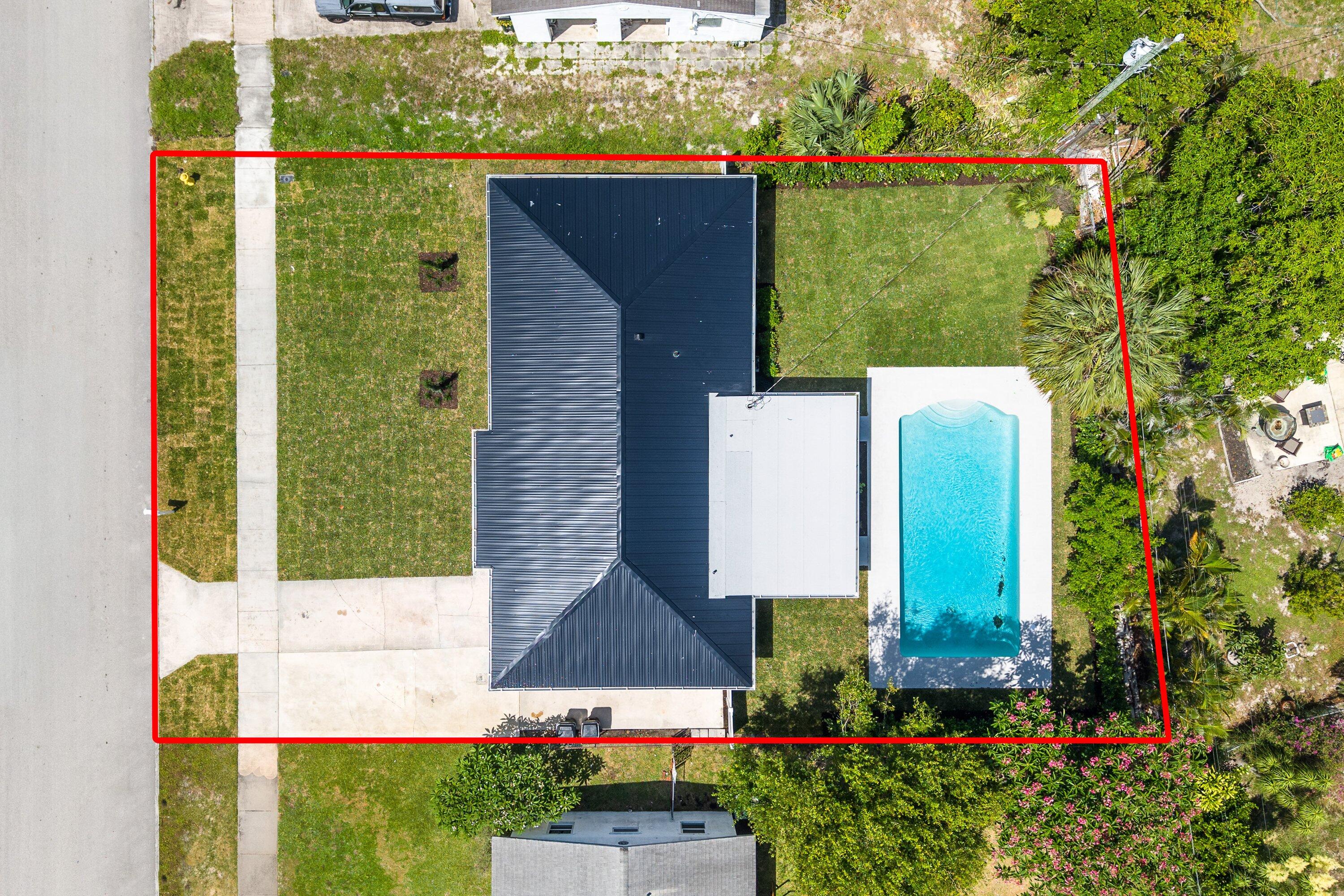 LAKE OSBORNE TERRACE - Residential