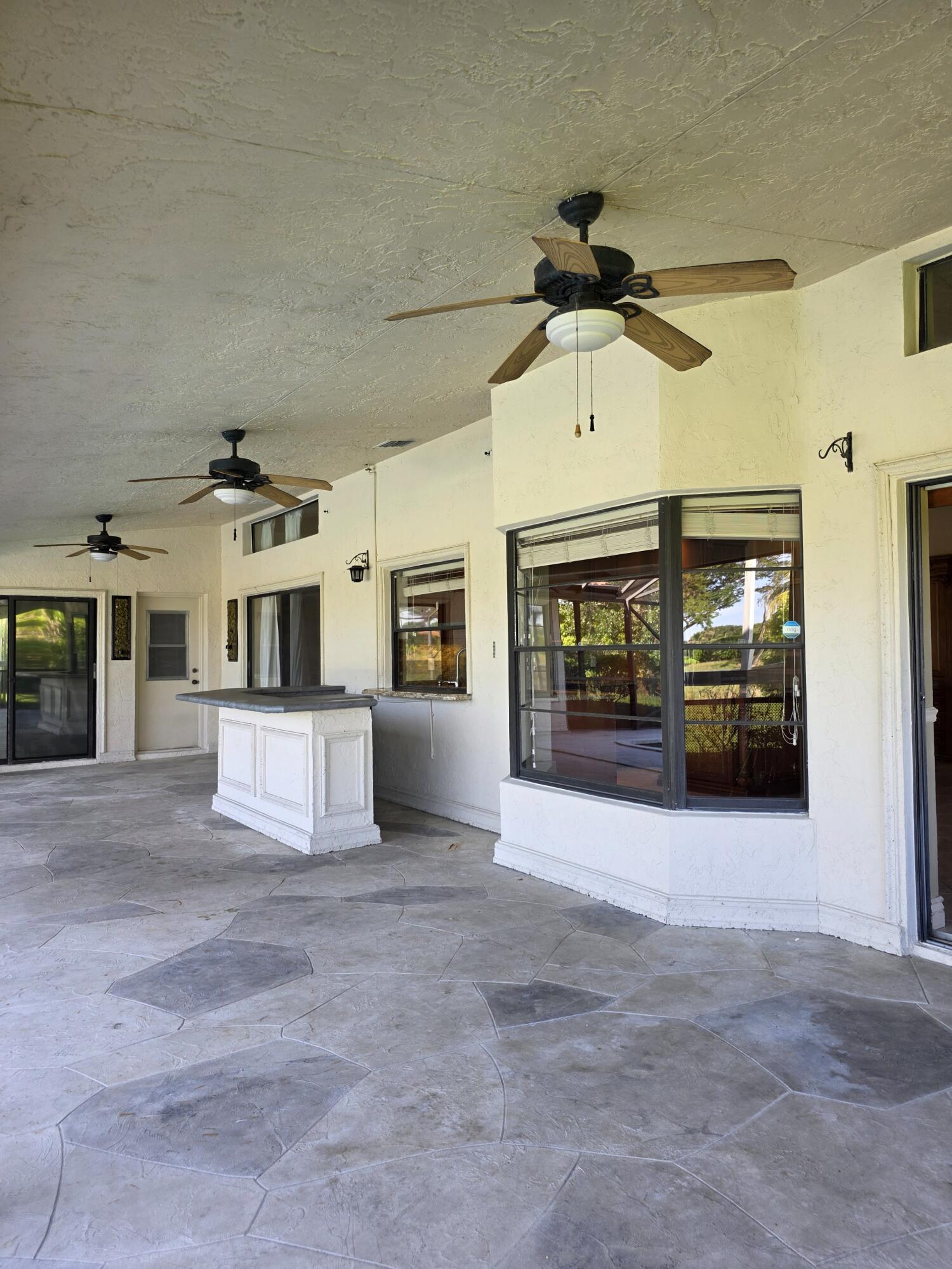 Island Lakes - Residential Lease