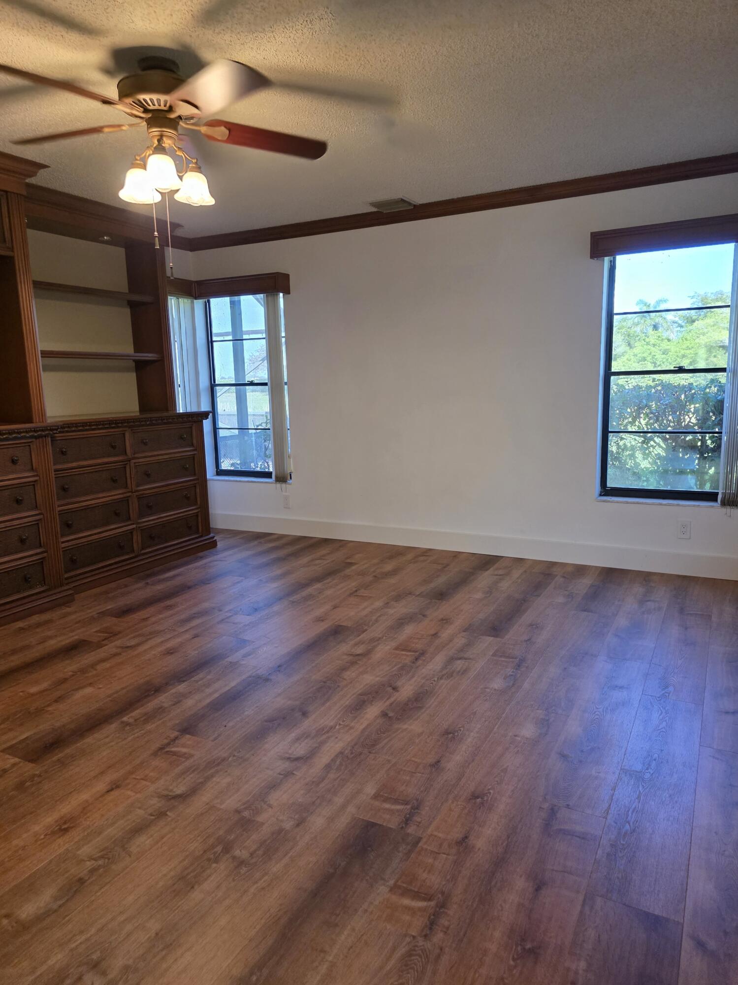 Island Lakes - Residential Lease