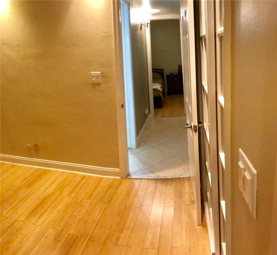 VICTORIA COURTS CONDO - Residential Lease