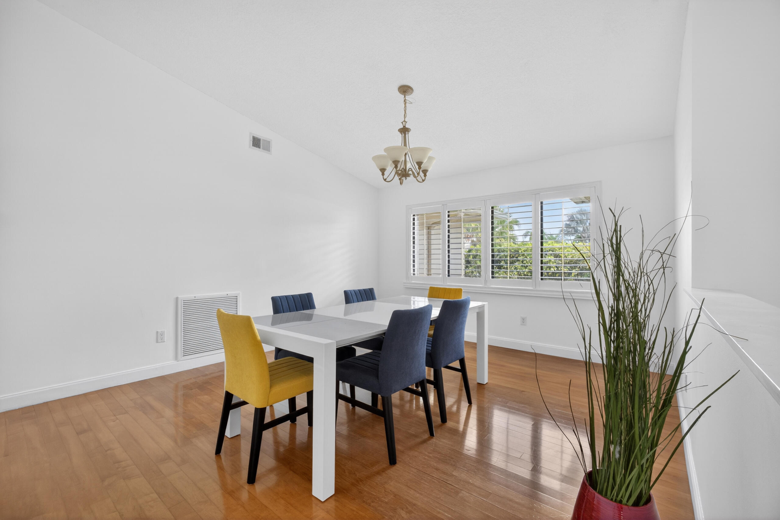 GREENVIEW SHORES 2 OF WELLINGTON - Residential Lease