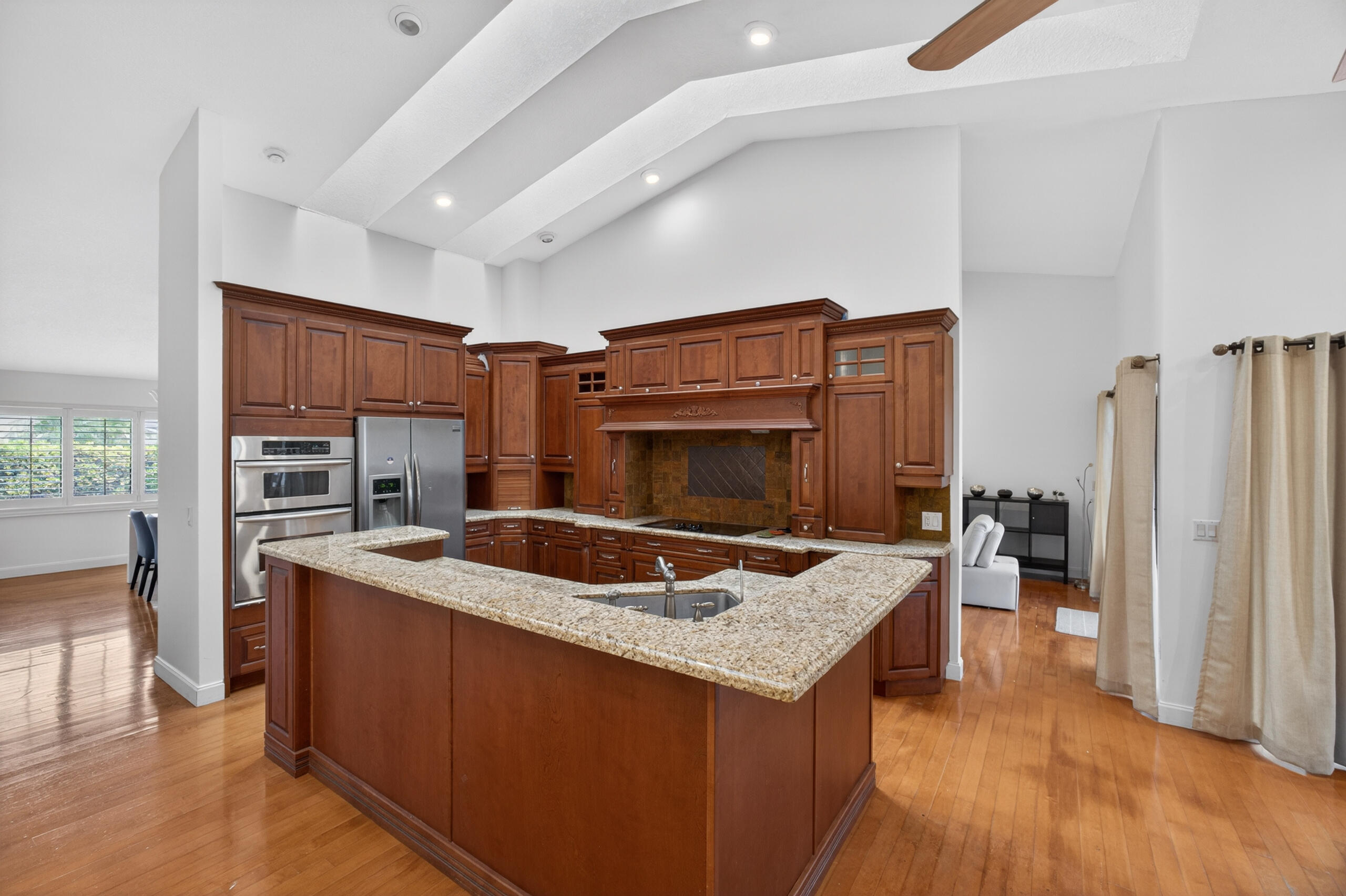 GREENVIEW SHORES 2 OF WELLINGTON - Residential Lease