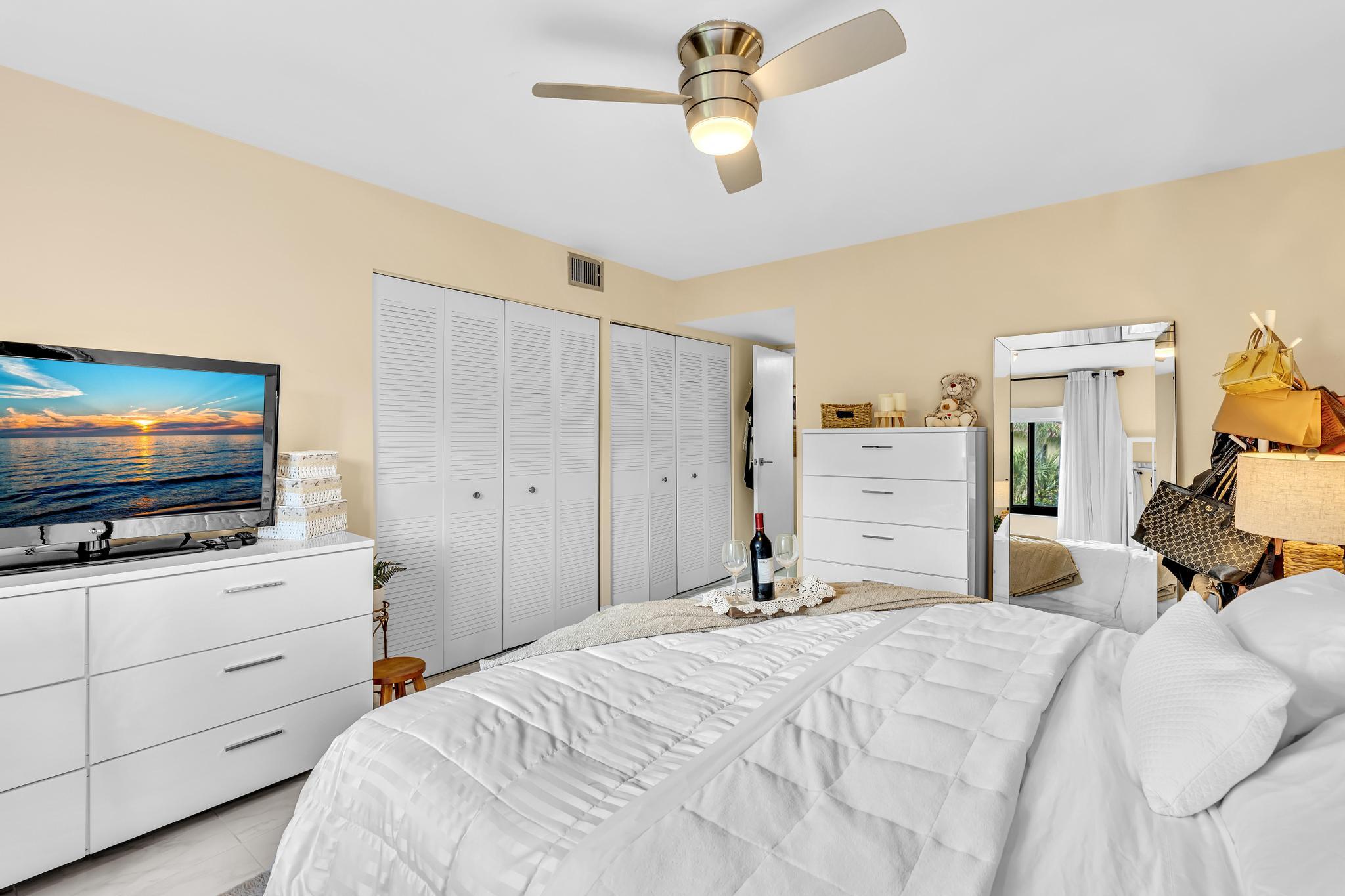 BOCA TERRACE CONDO PH I AND II OR261 - Residential
