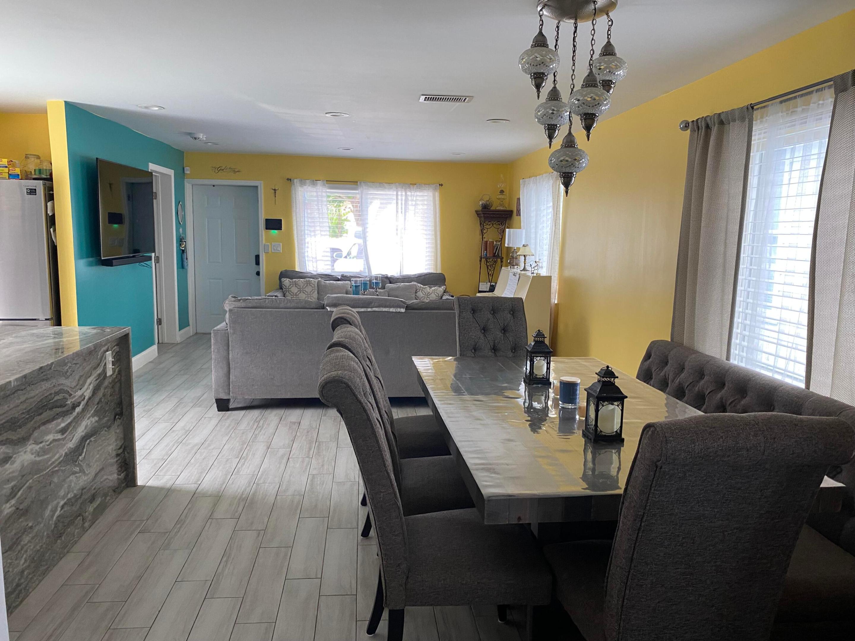 LAKE WORTH TOWN OF - Residential Income