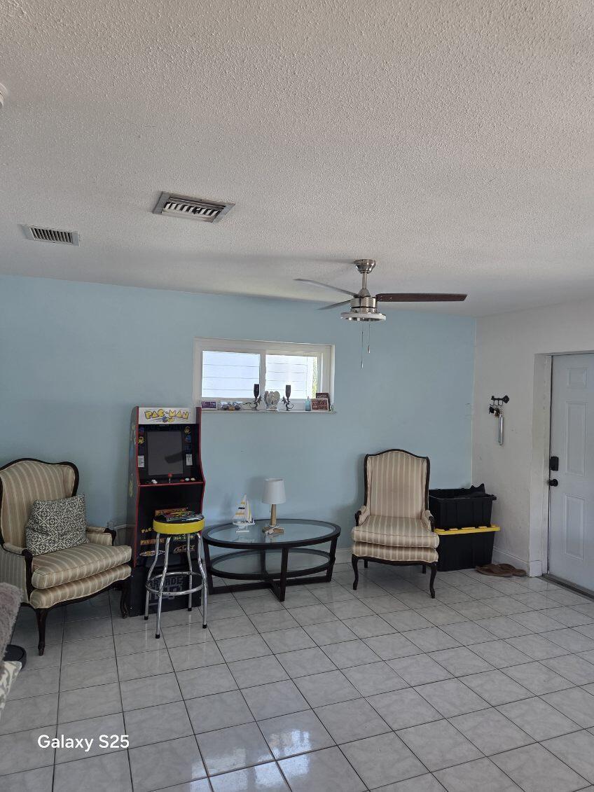 LAKE WORTH TOWN OF - Residential Income