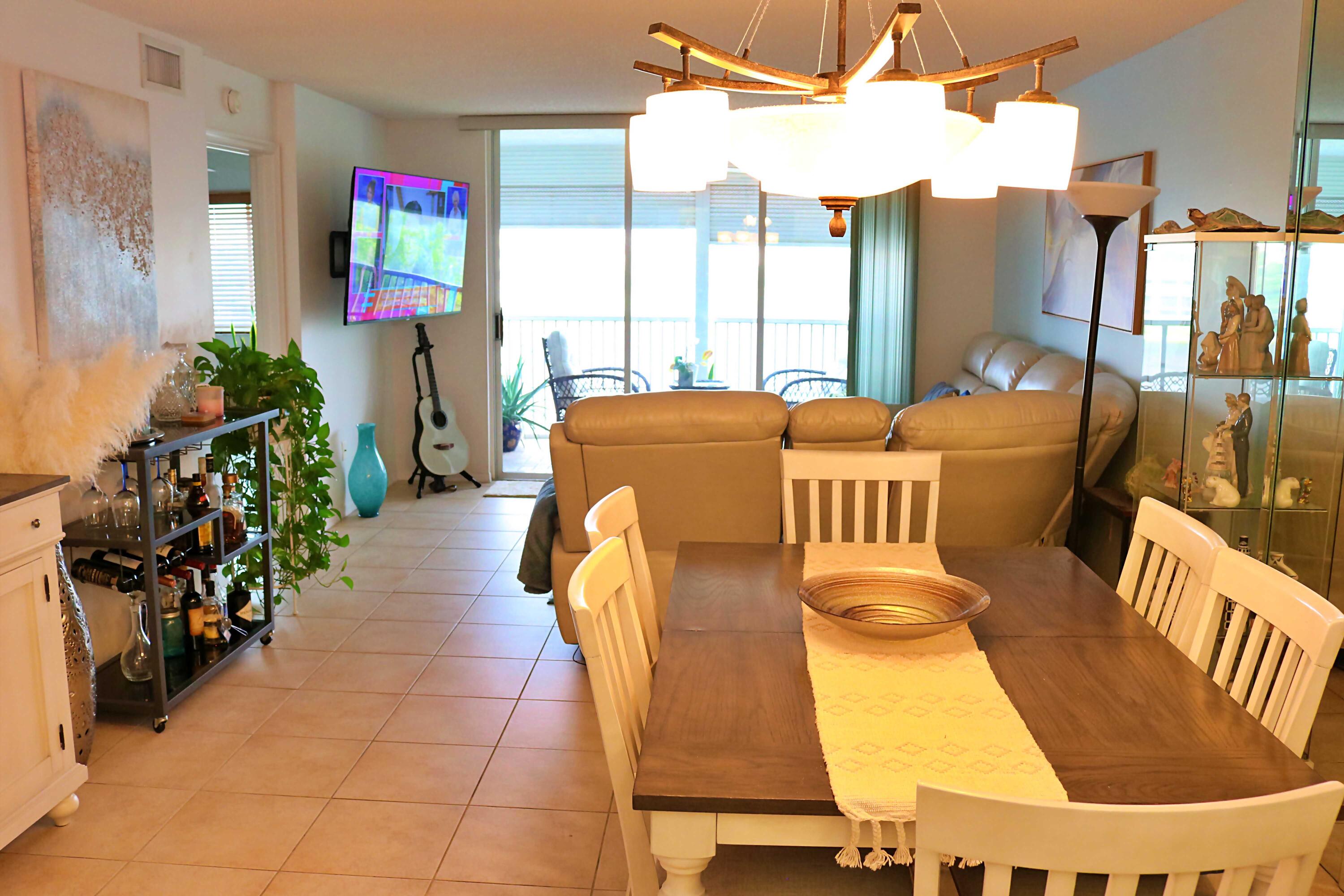 DEVON CONDOMINIUM H - Residential