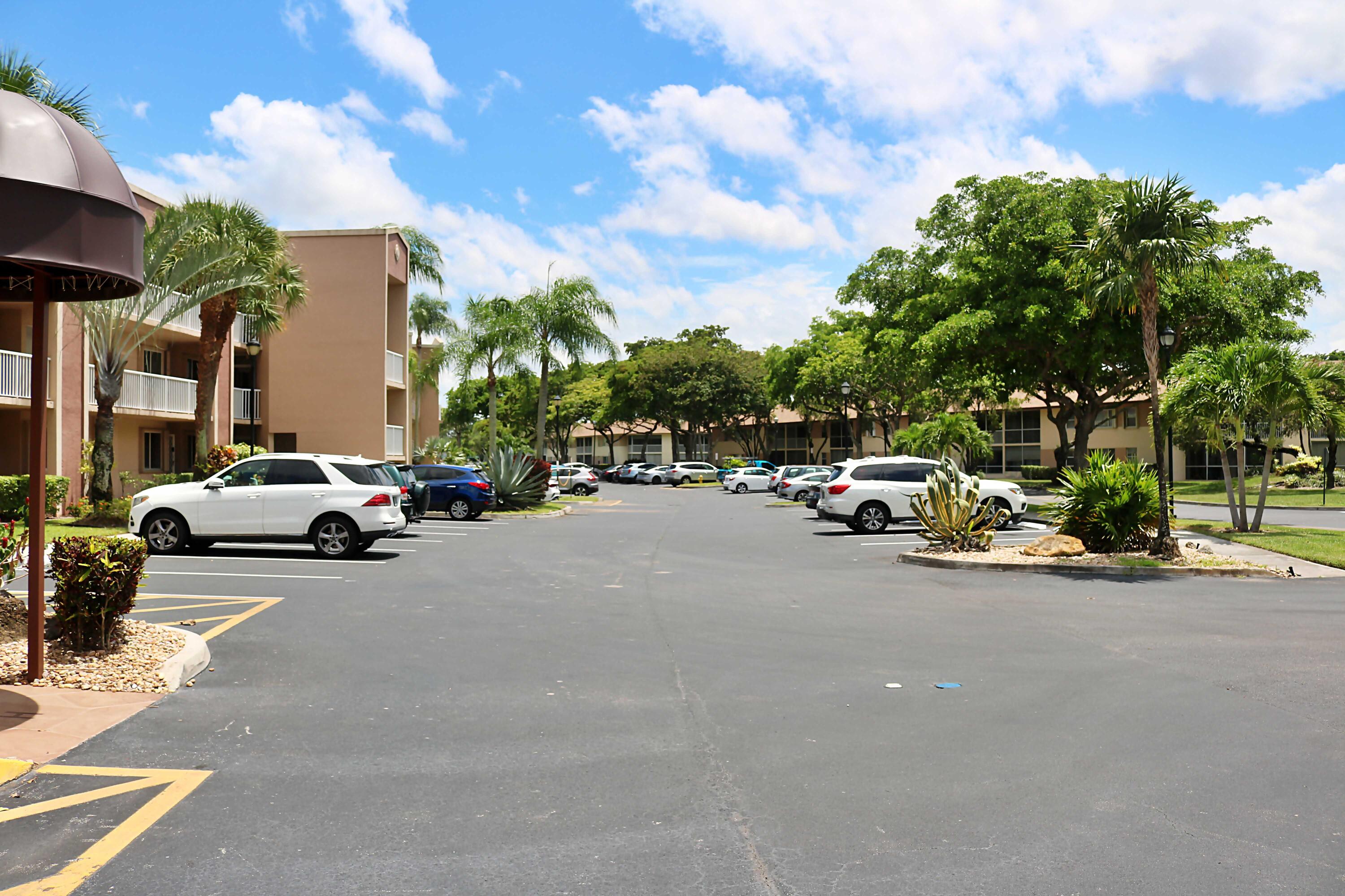 DEVON CONDOMINIUM H - Residential