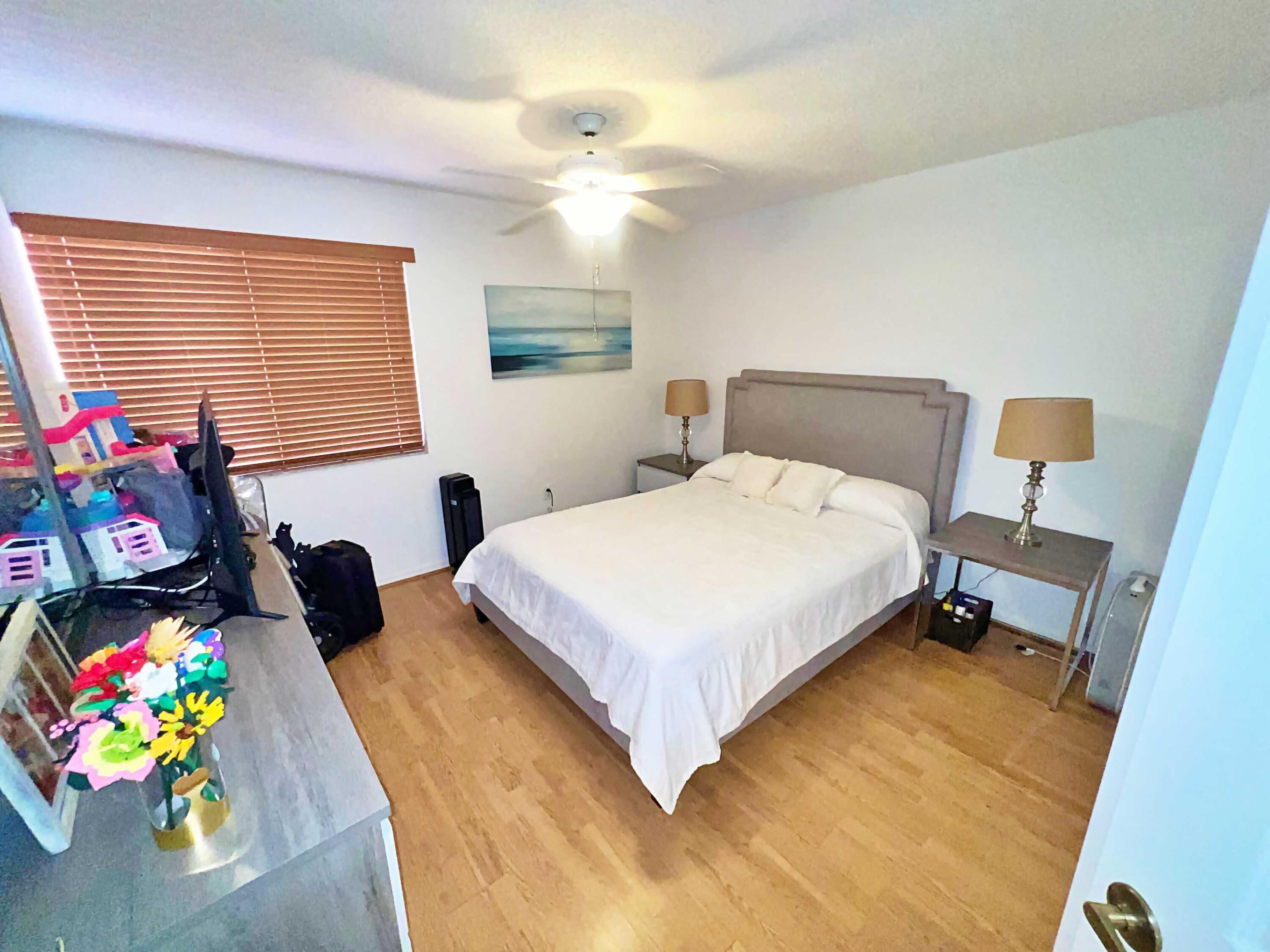 DEVON CONDOMINIUM H - Residential