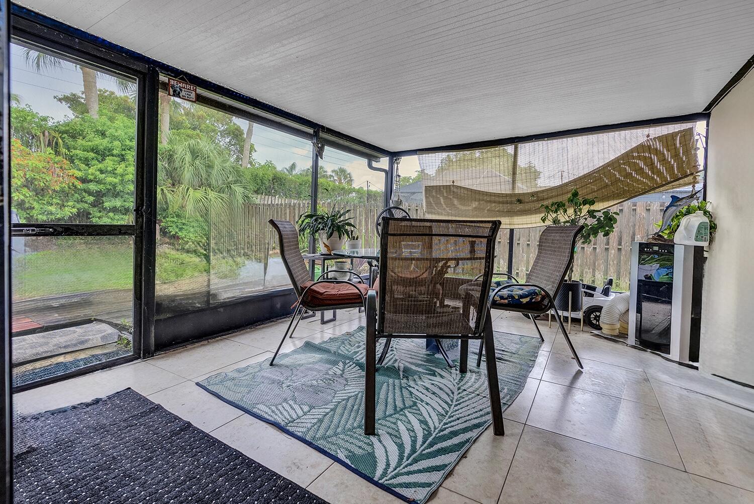 AMERICAN HOMES AT BOCA RATON 7 - Residential