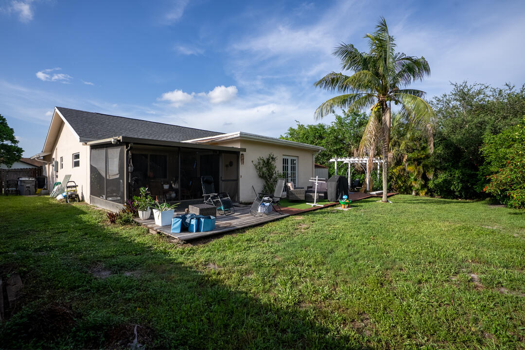 AMERICAN HOMES AT BOCA RATON 7 - Residential