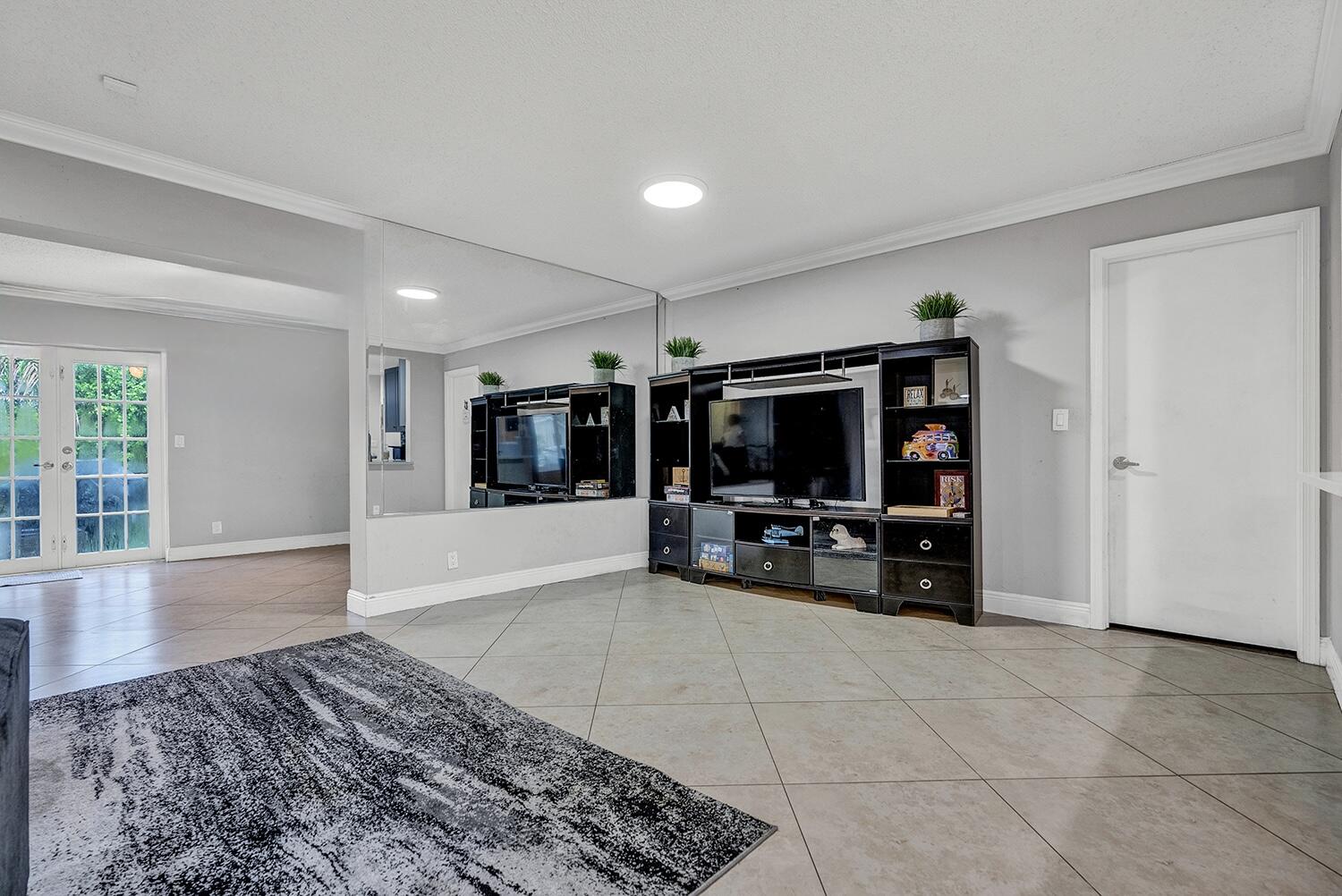 AMERICAN HOMES AT BOCA RATON 7 - Residential