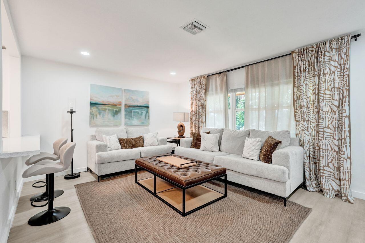 SALISBURY CONDOS - Residential