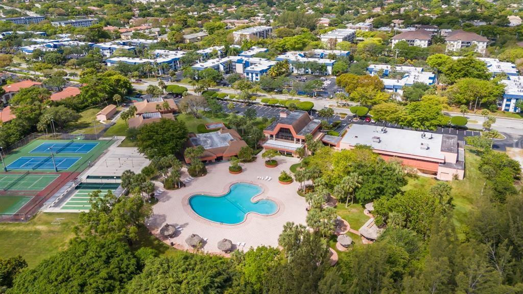HOLIDAY SPRINGS VILLAGE - Residential