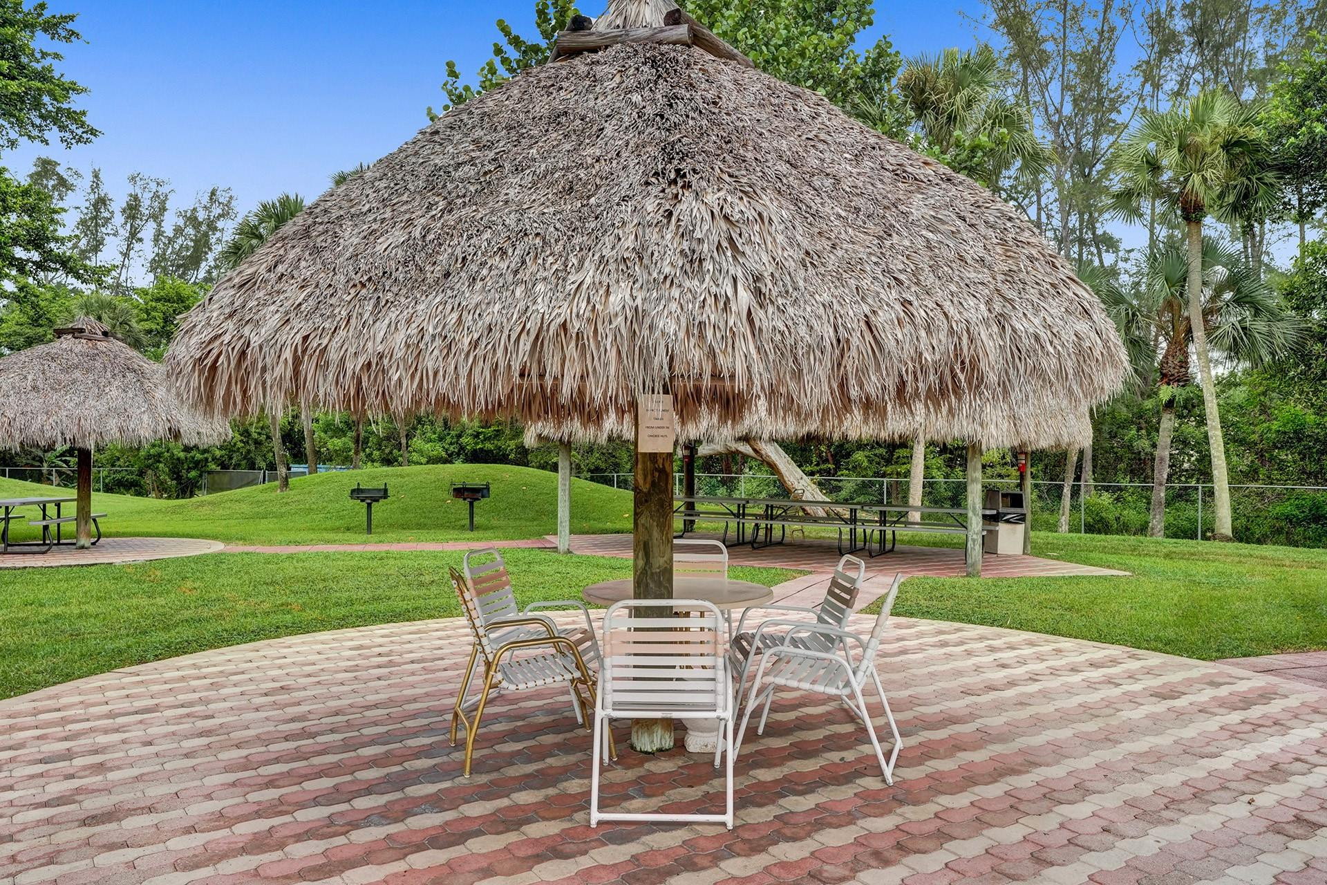 HOLIDAY SPRINGS VILLAGE - Residential