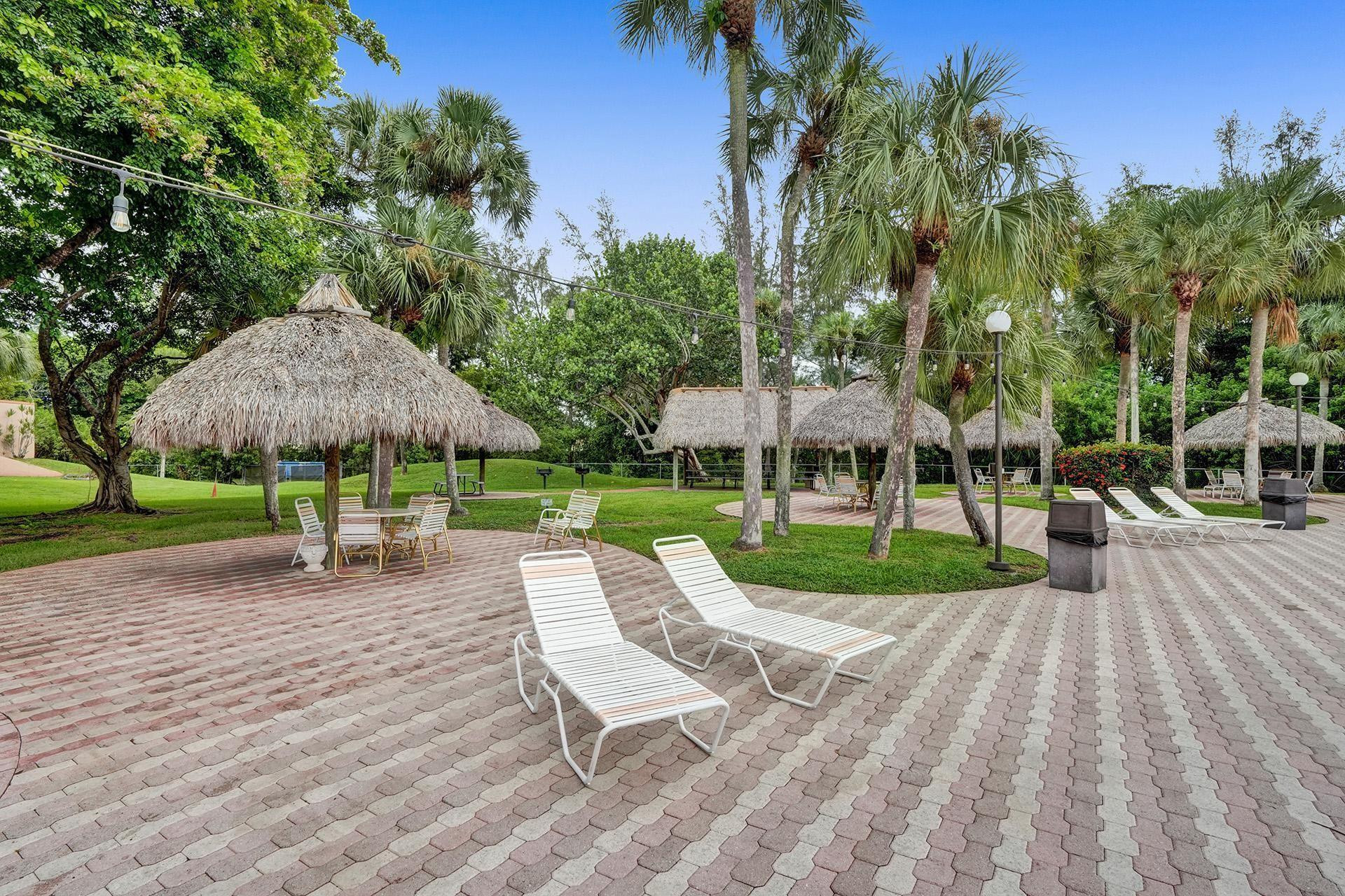 HOLIDAY SPRINGS VILLAGE - Residential