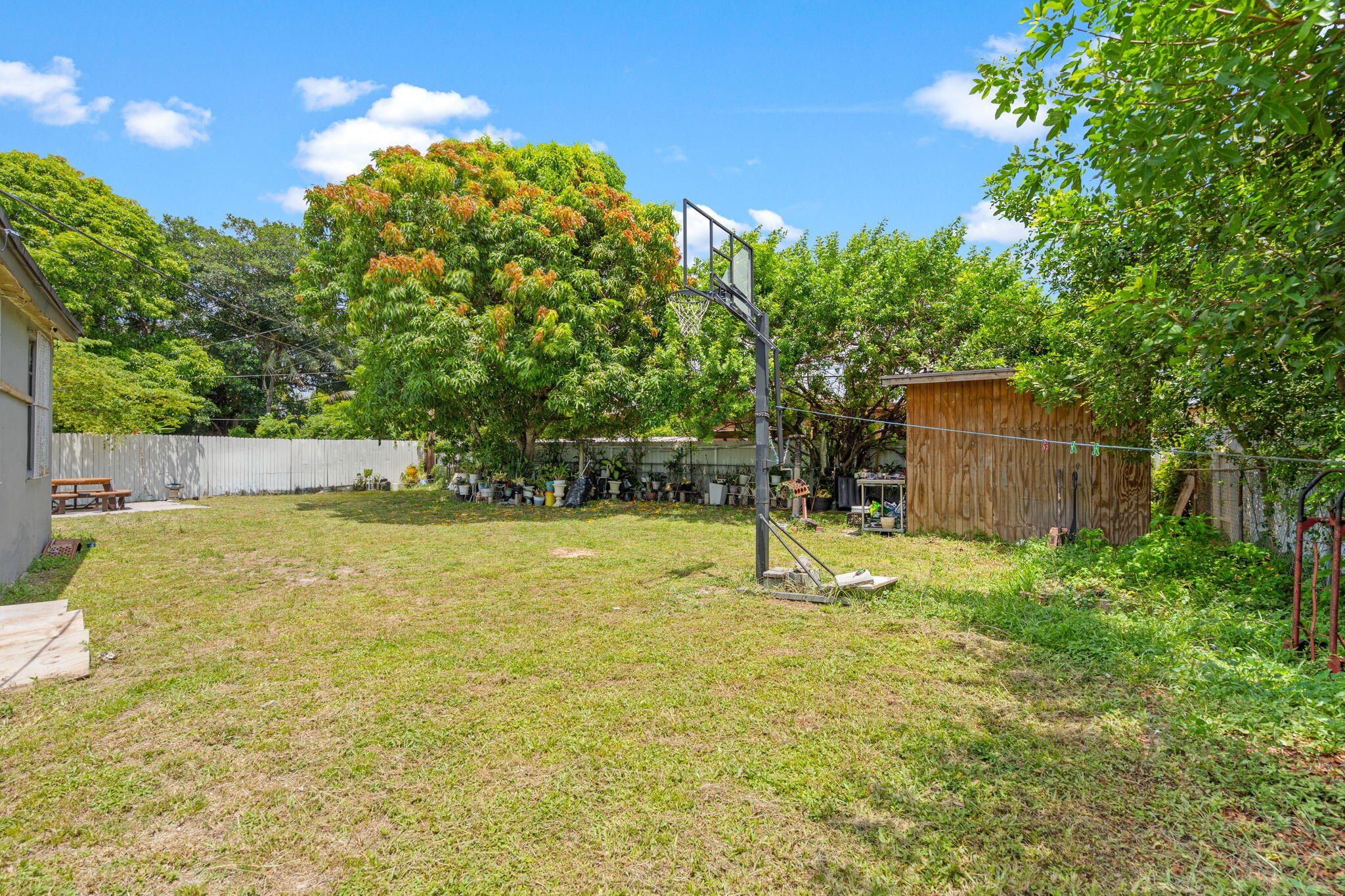 MYRTLE GROVE 1ST ADDN - Residential