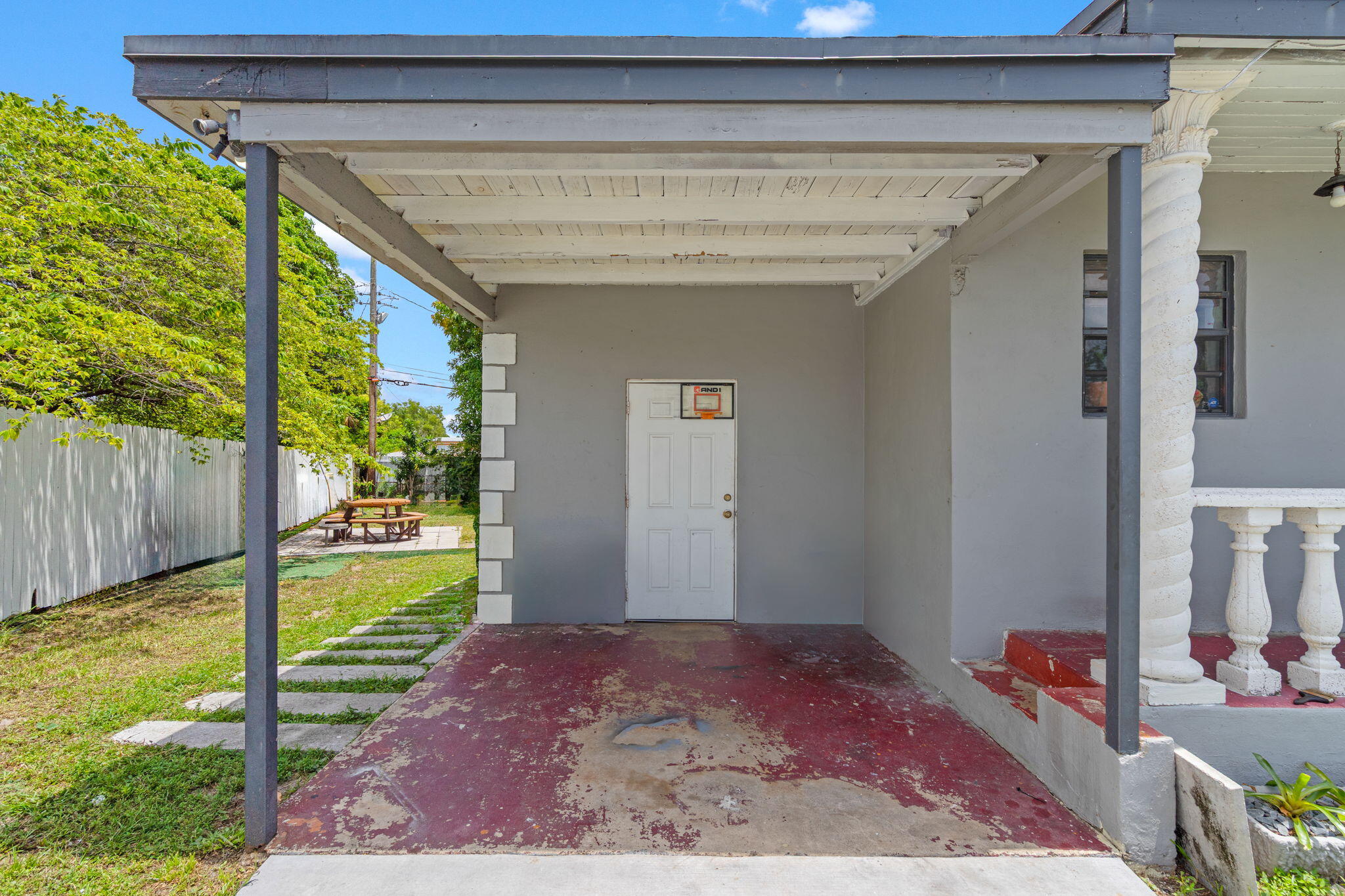 MYRTLE GROVE 1ST ADDN - Residential