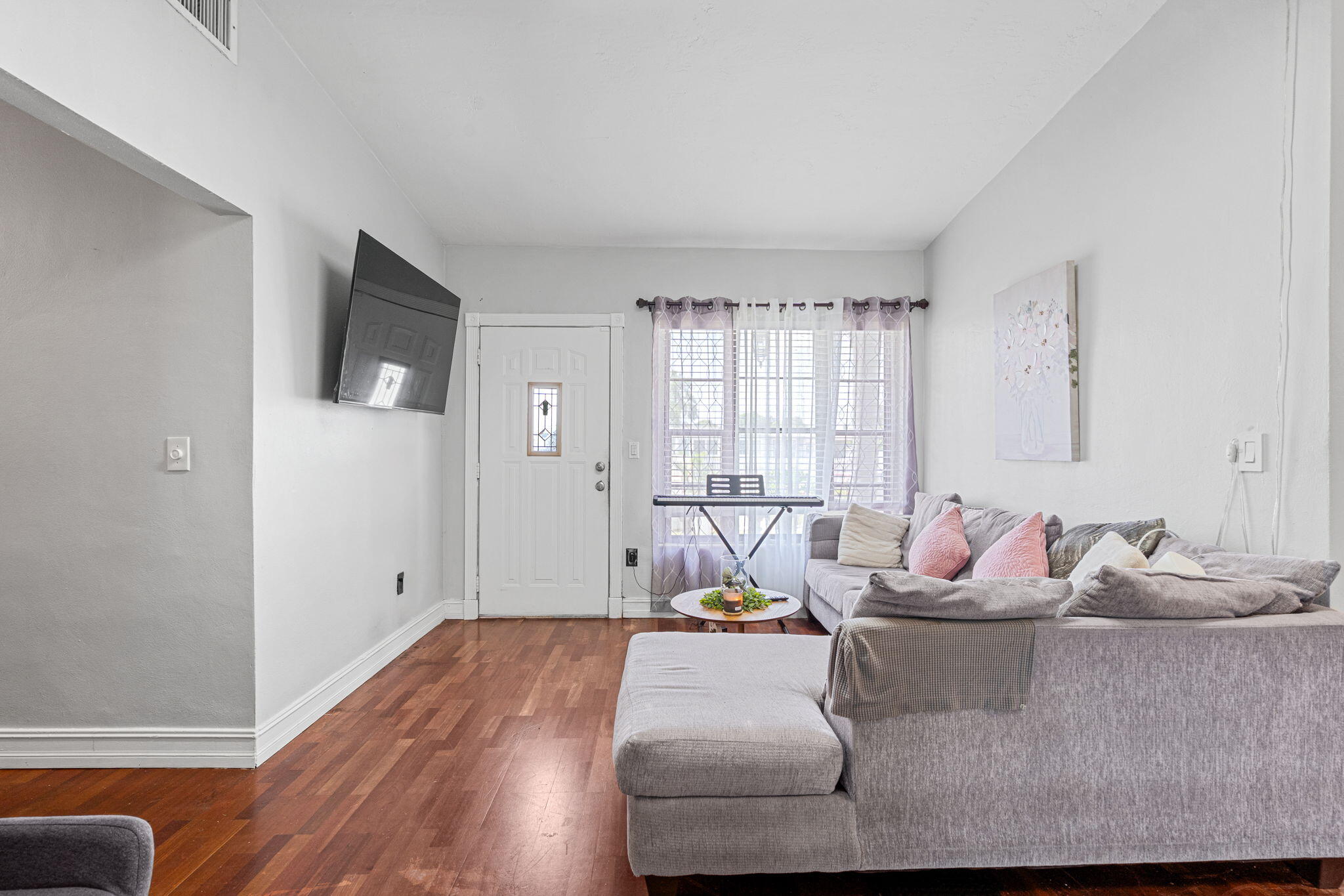 MYRTLE GROVE 1ST ADDN - Residential