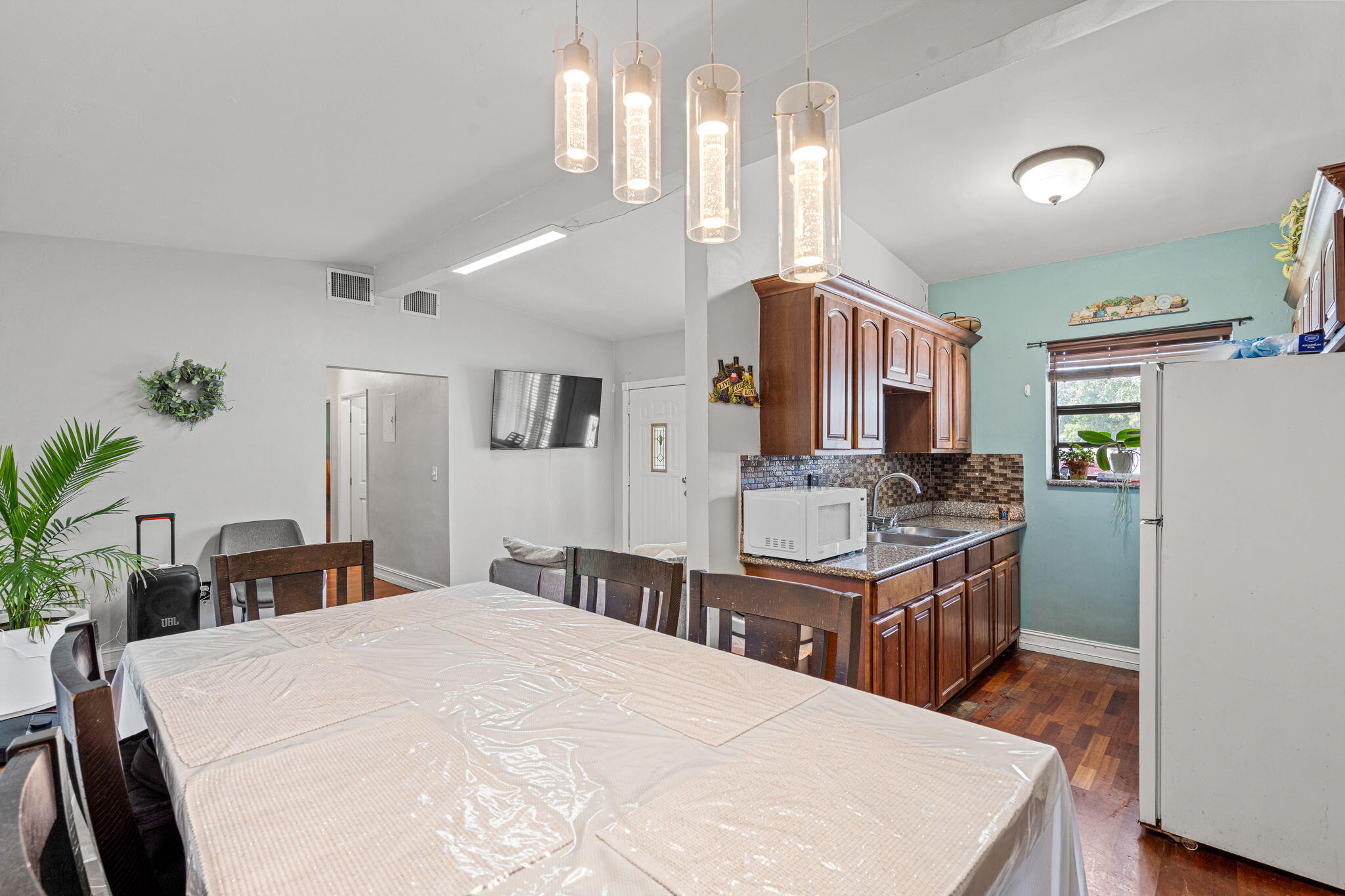 MYRTLE GROVE 1ST ADDN - Residential