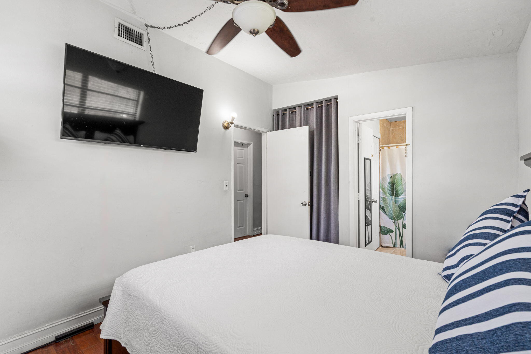 MYRTLE GROVE 1ST ADDN - Residential