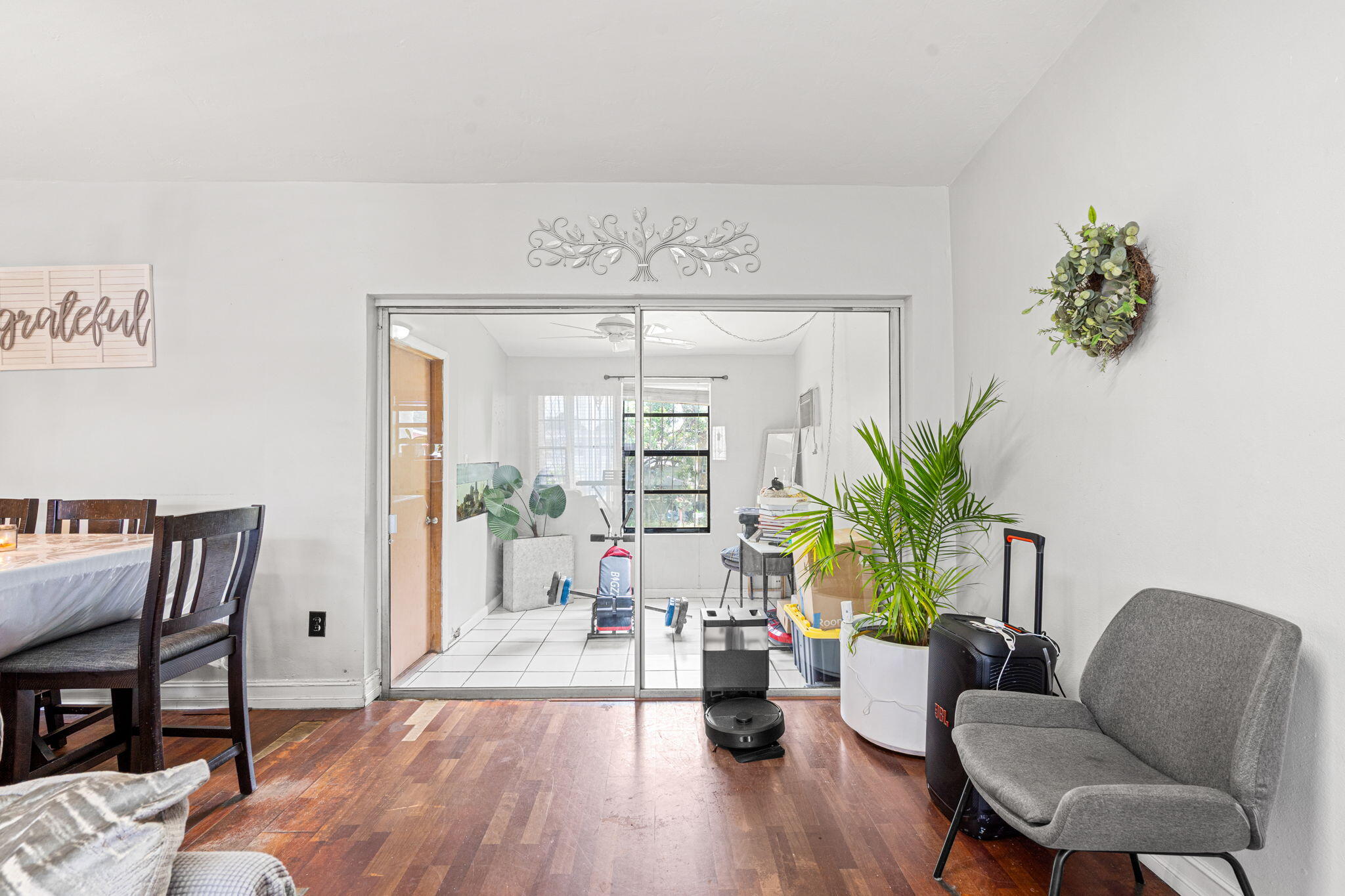 MYRTLE GROVE 1ST ADDN - Residential
